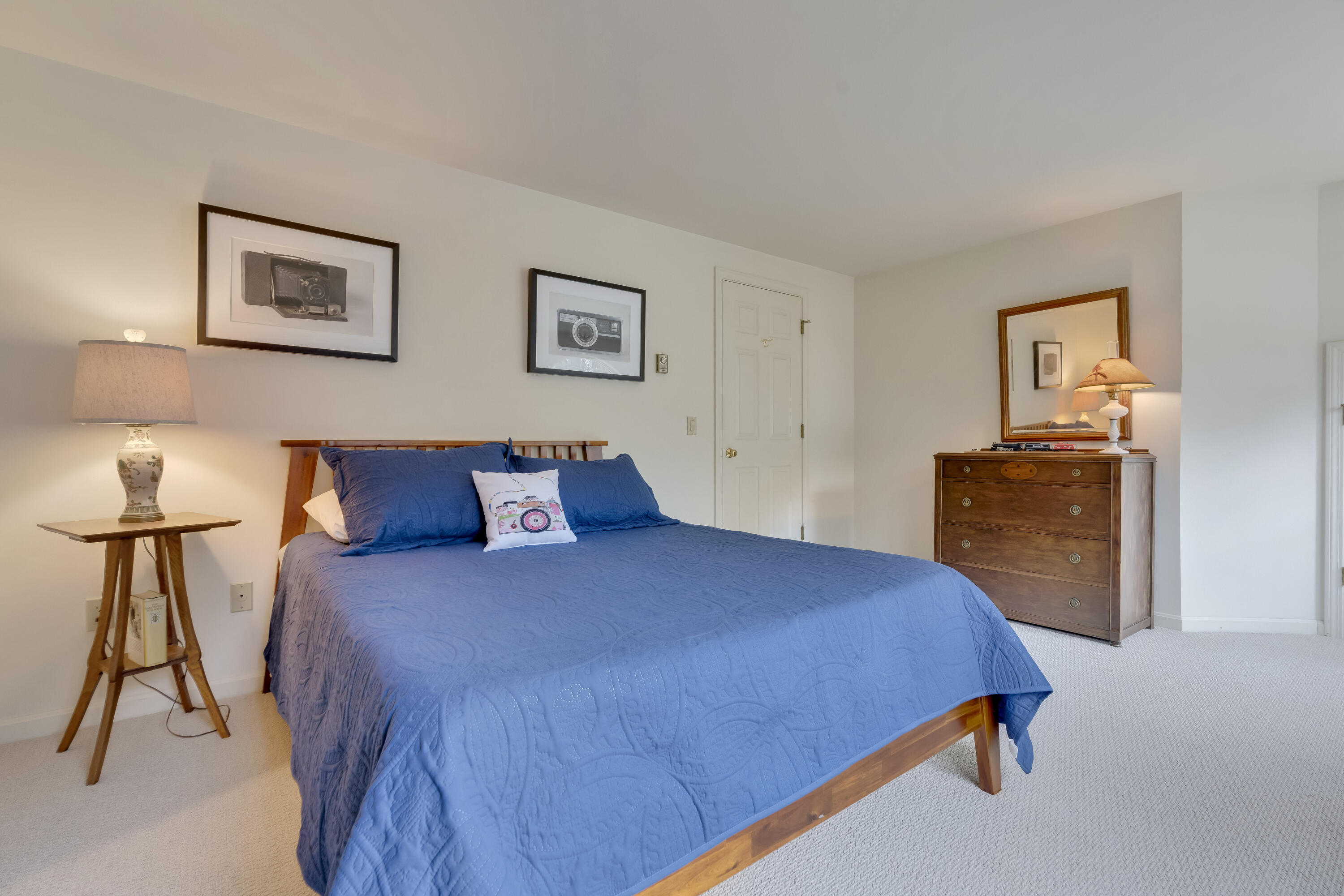 7 Apple Tree Drive, 7