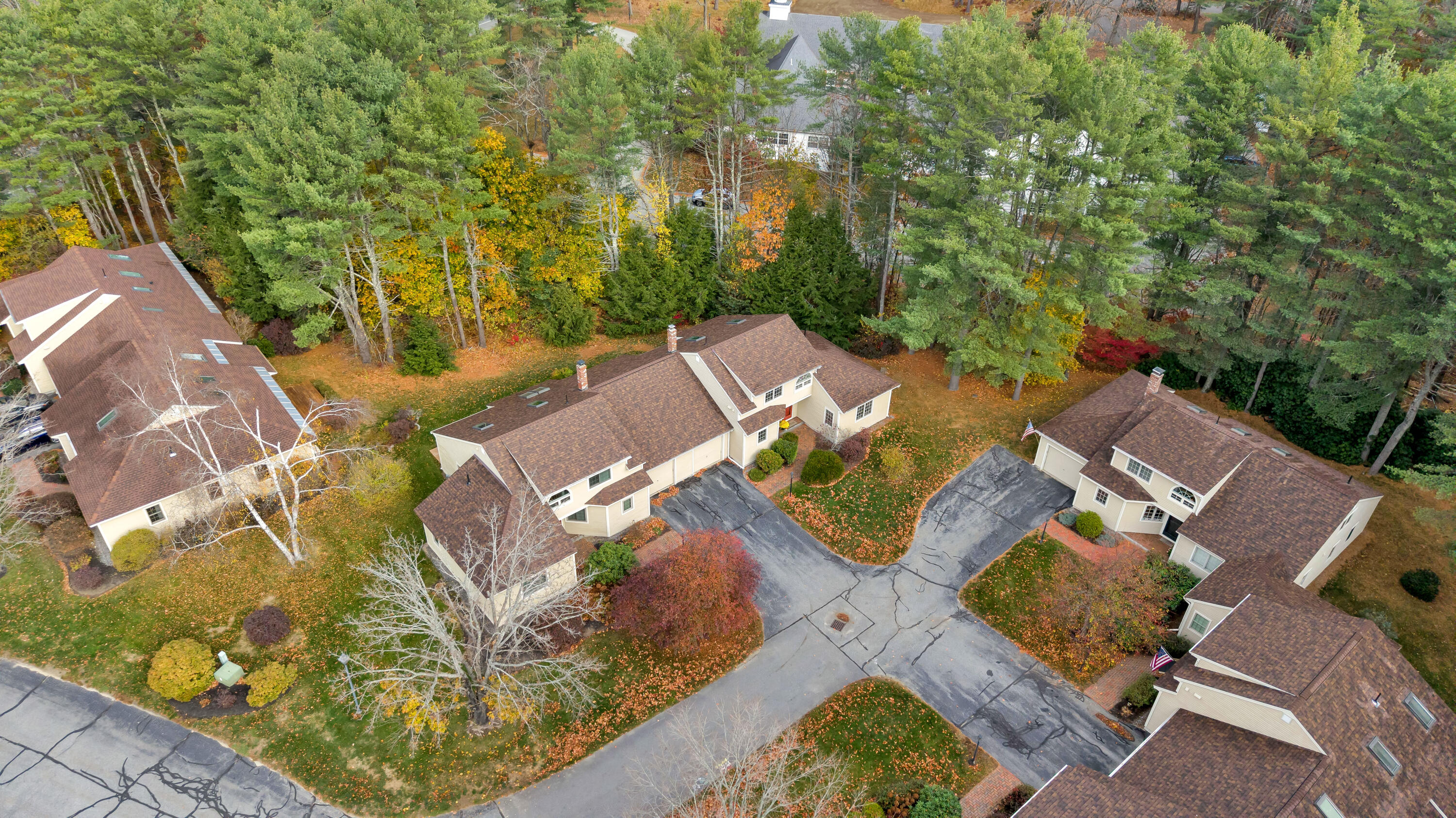 7 Apple Tree Drive, 7