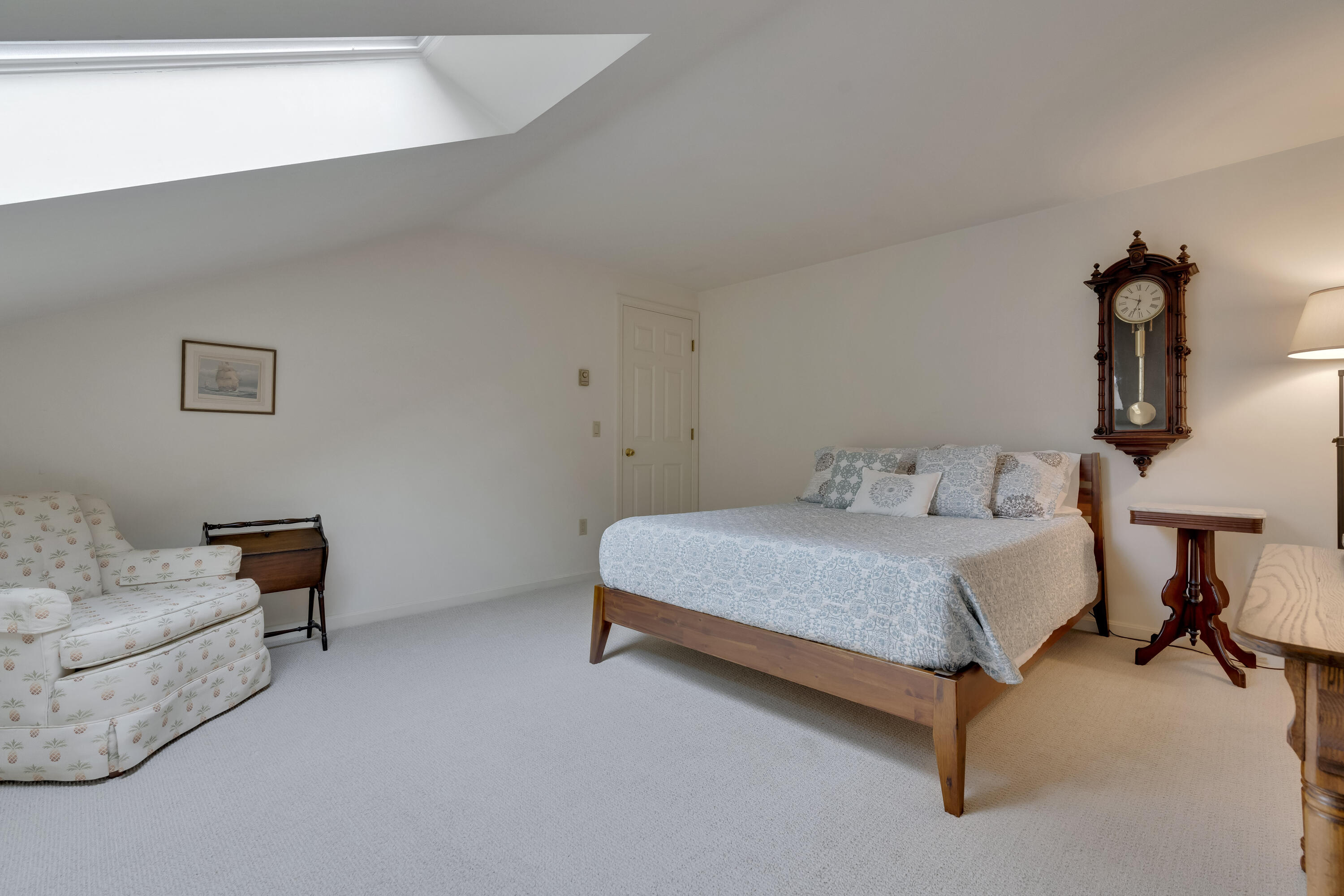 7 Apple Tree Drive, 7