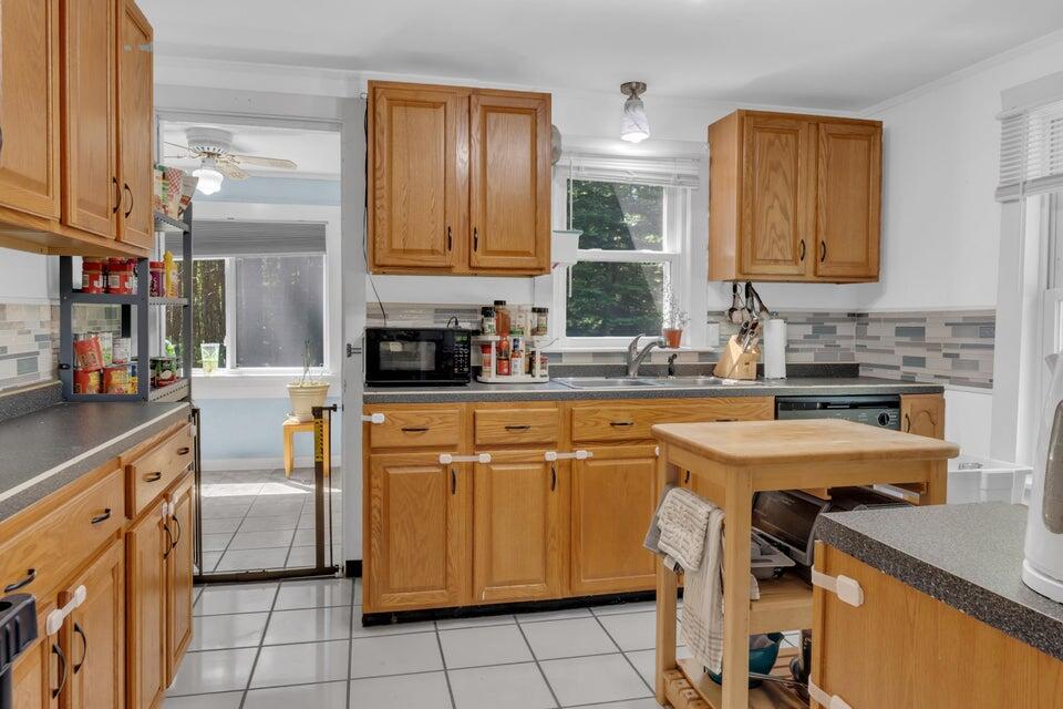 9 Middle Road Extension