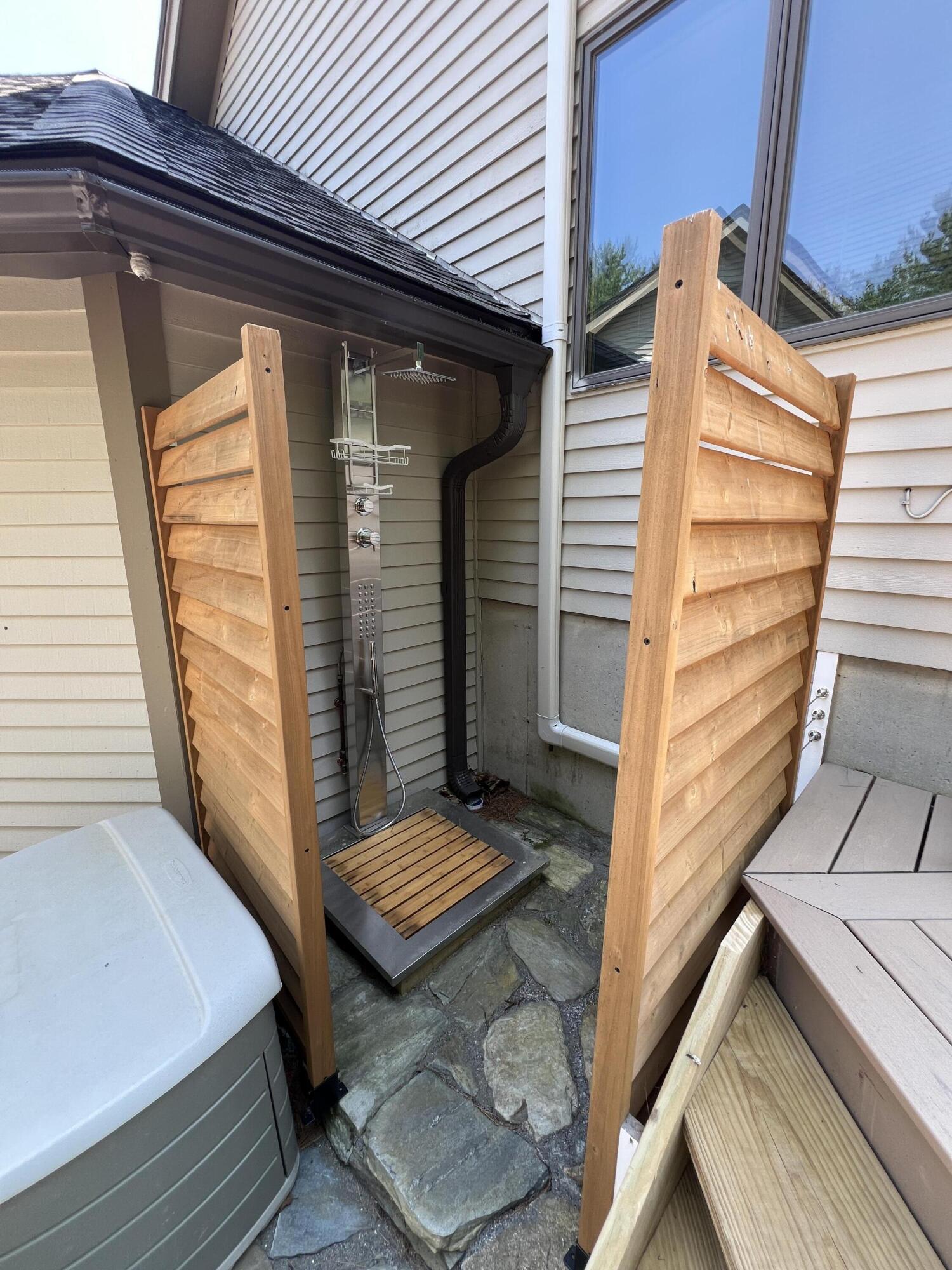 291 Molyneaux Road
