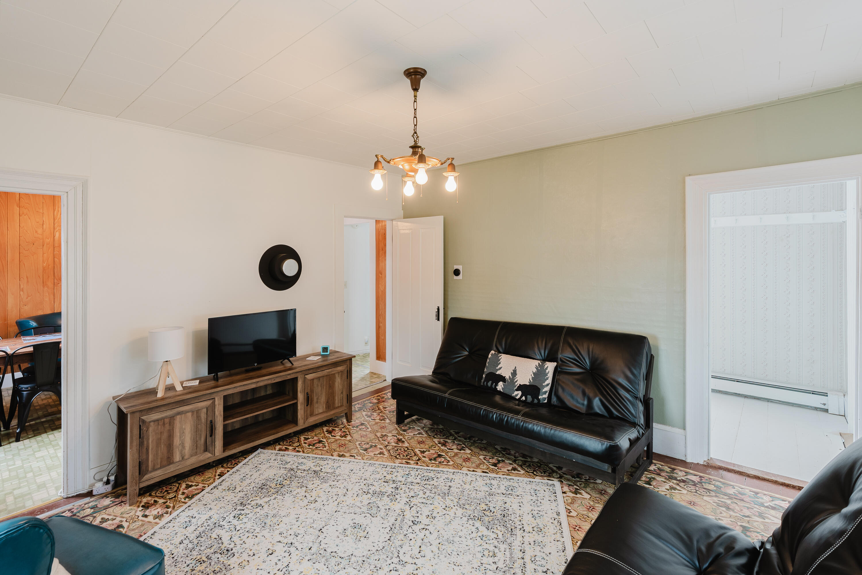 1357 Indian River Road