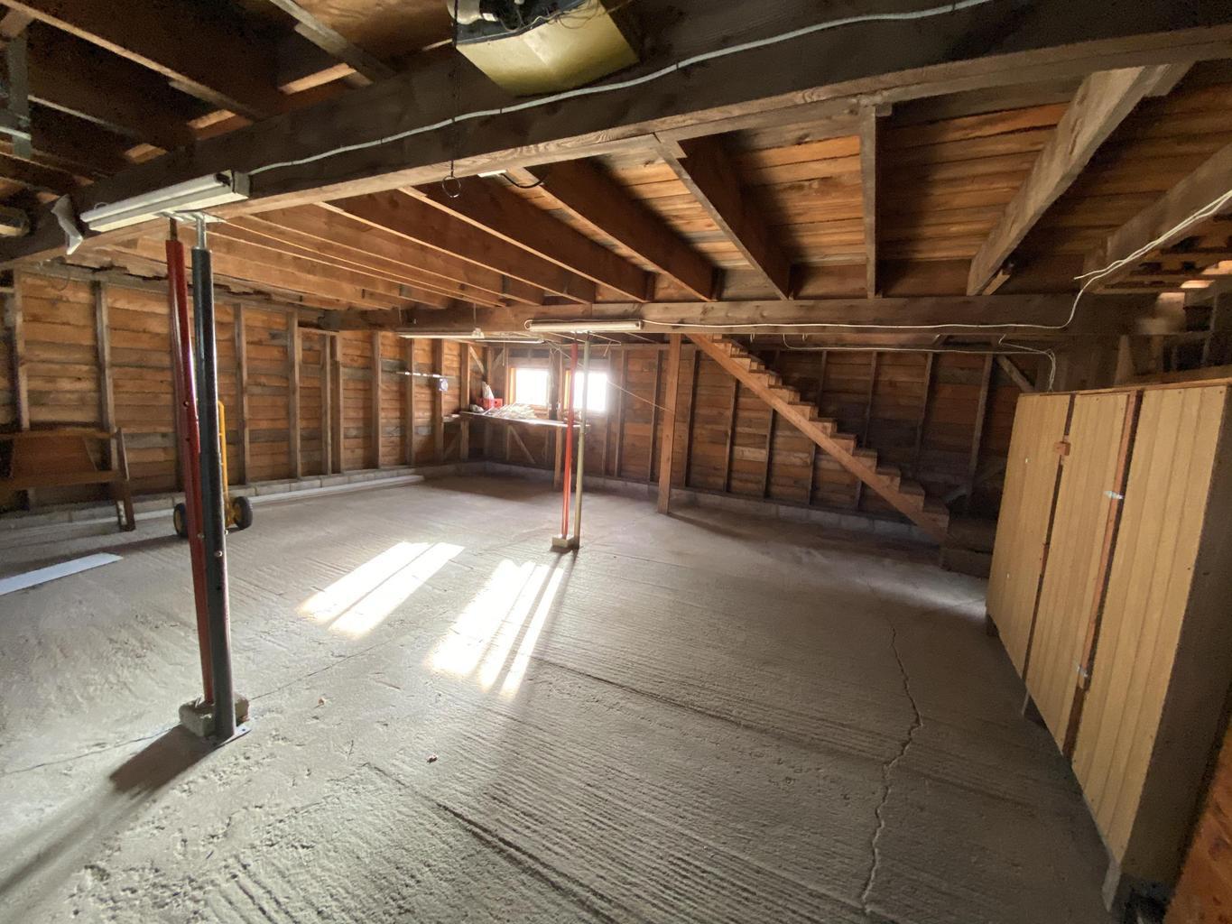 344 W Ridge Road