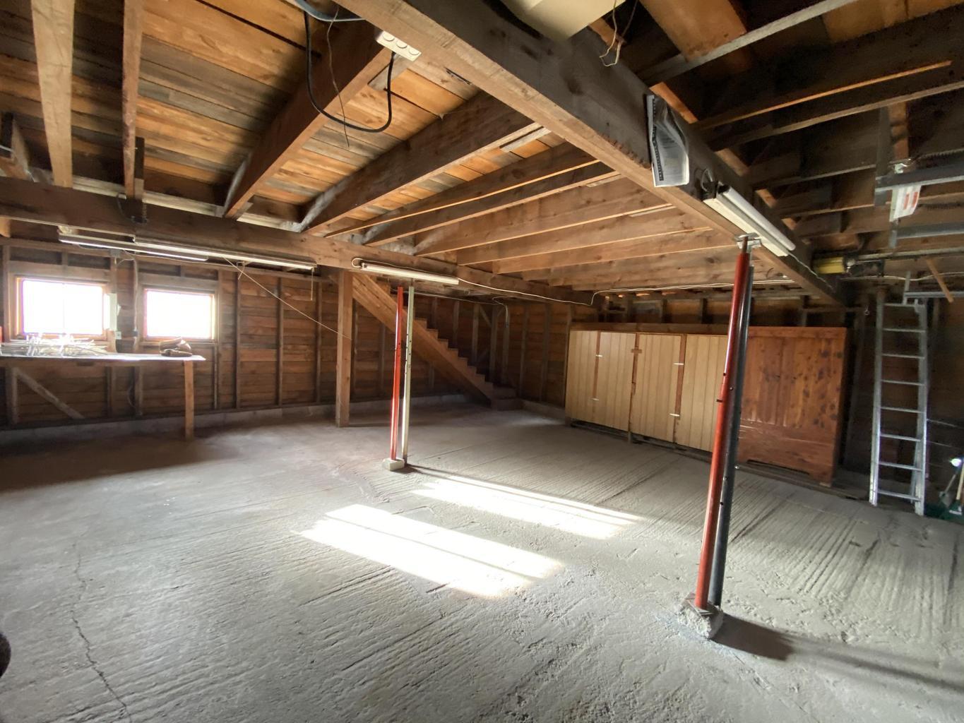 344 W Ridge Road