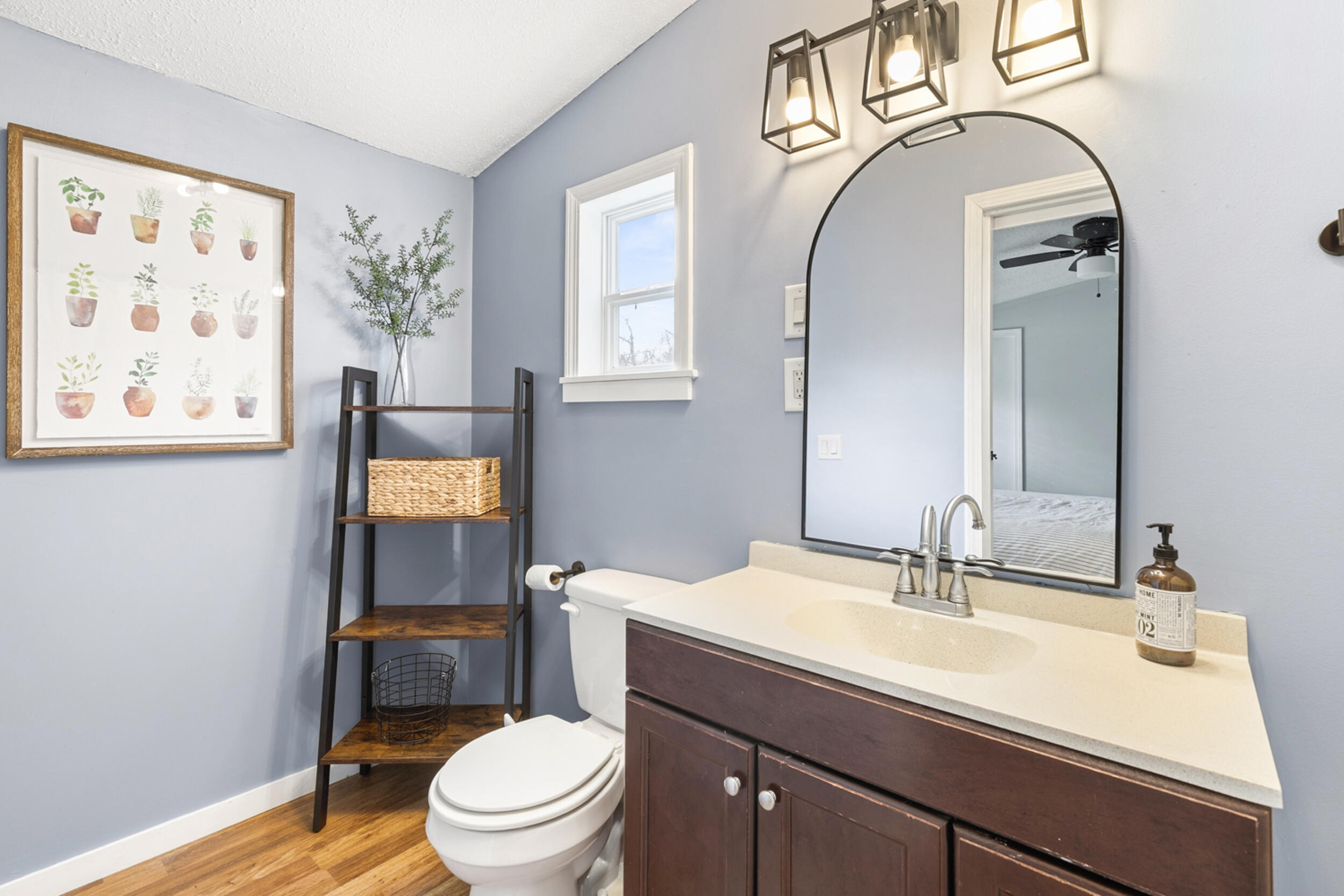 538 Old Portland Road