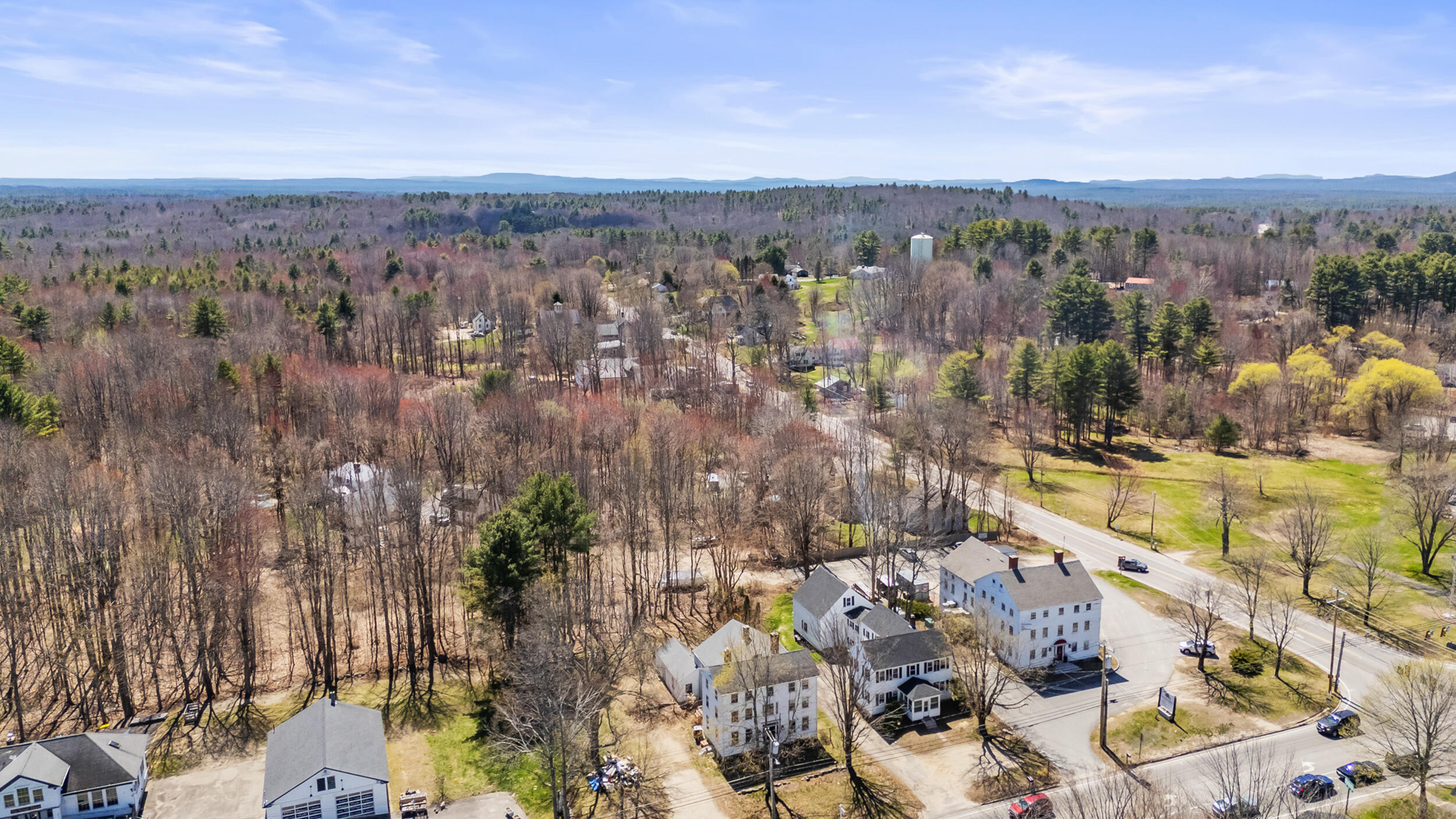 15 Ossipee Trail E