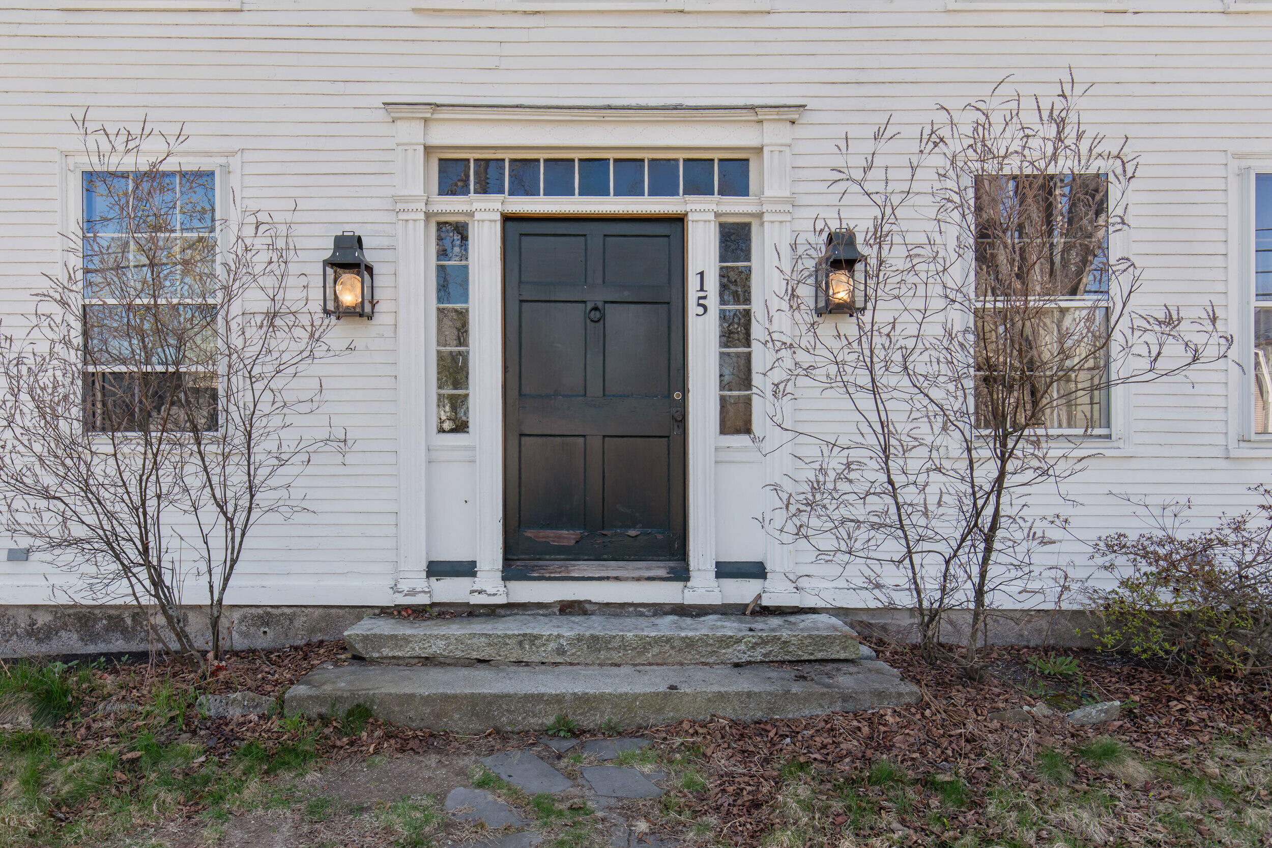 15 Ossipee Trail E