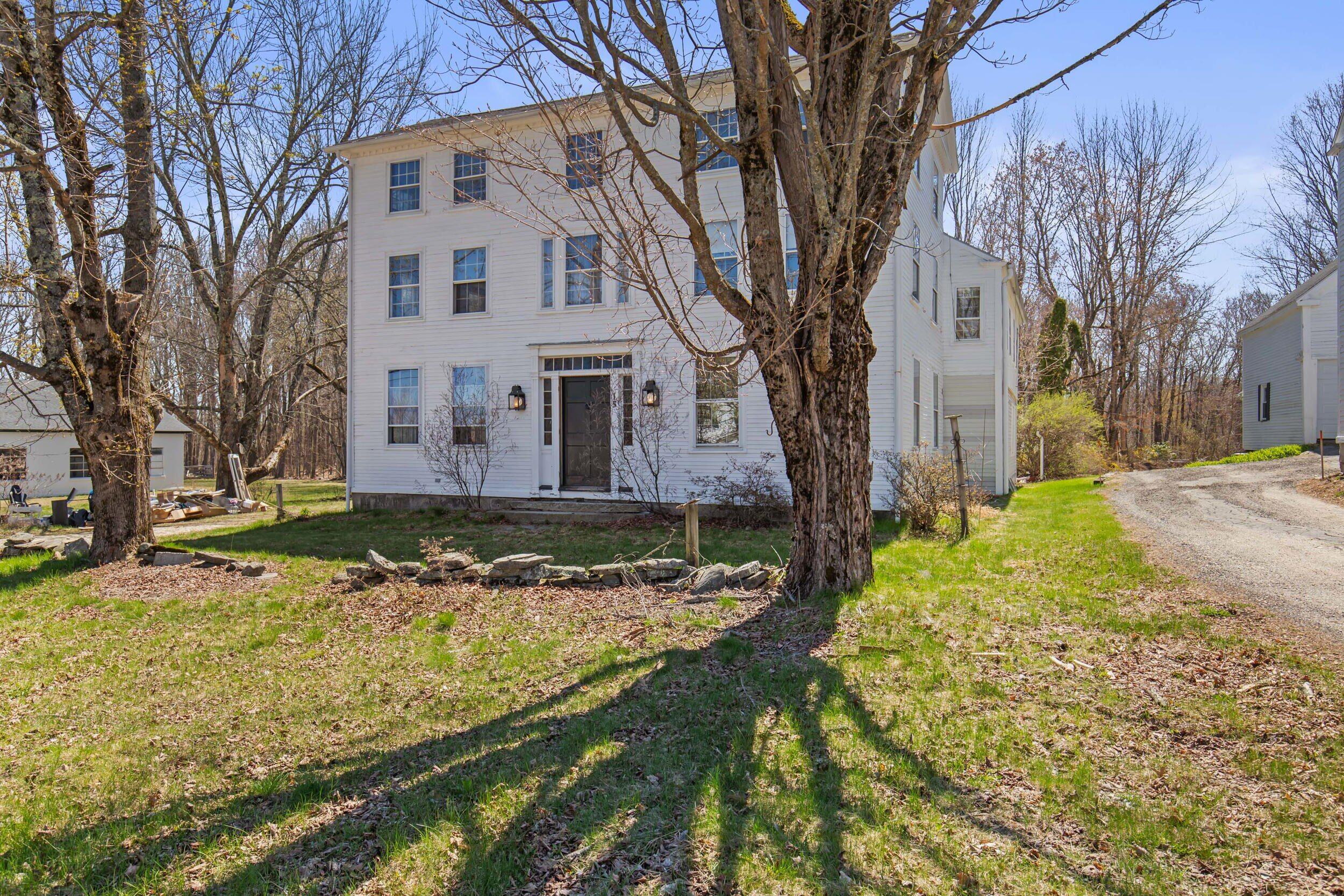 15 Ossipee Trail E