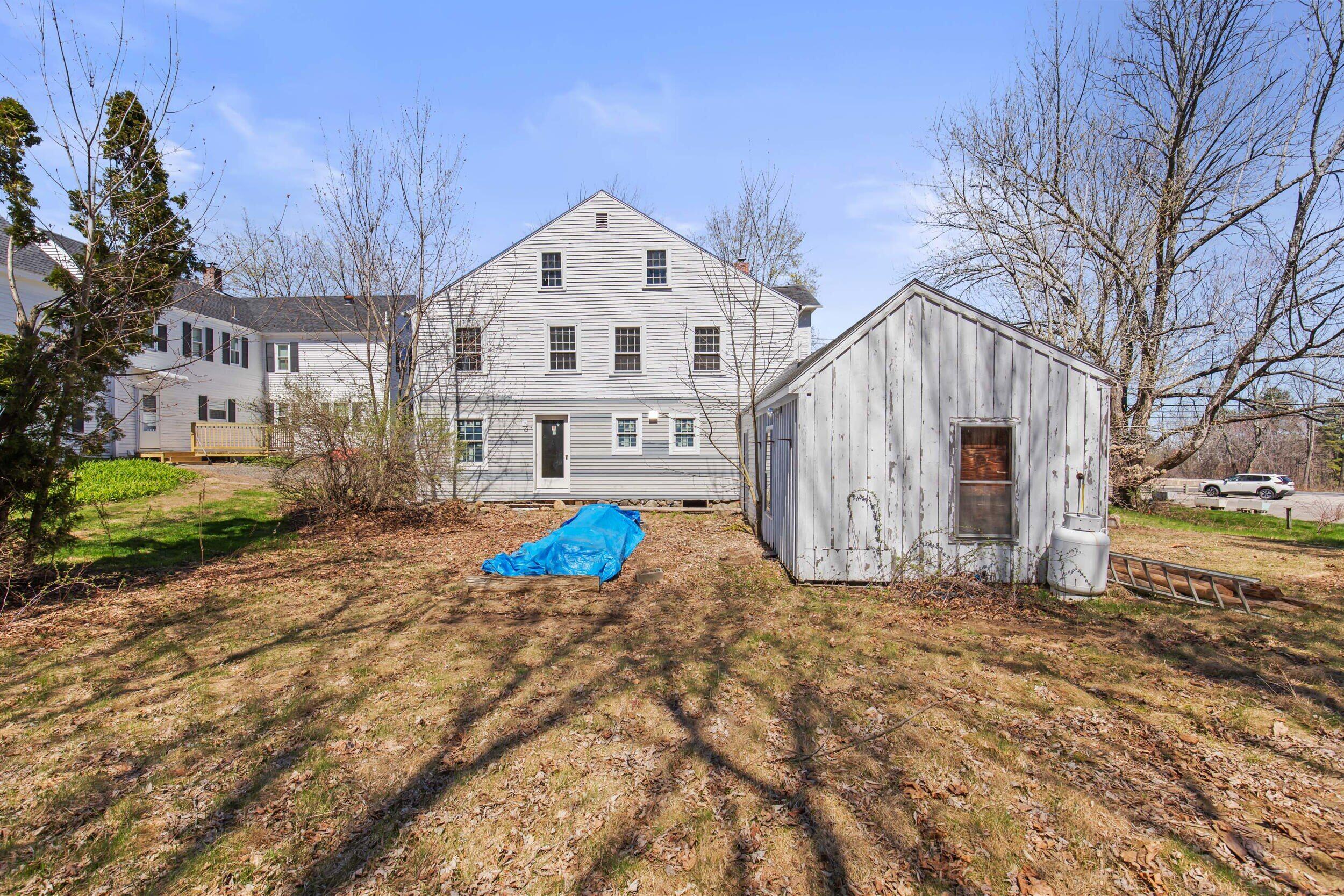 15 Ossipee Trail E