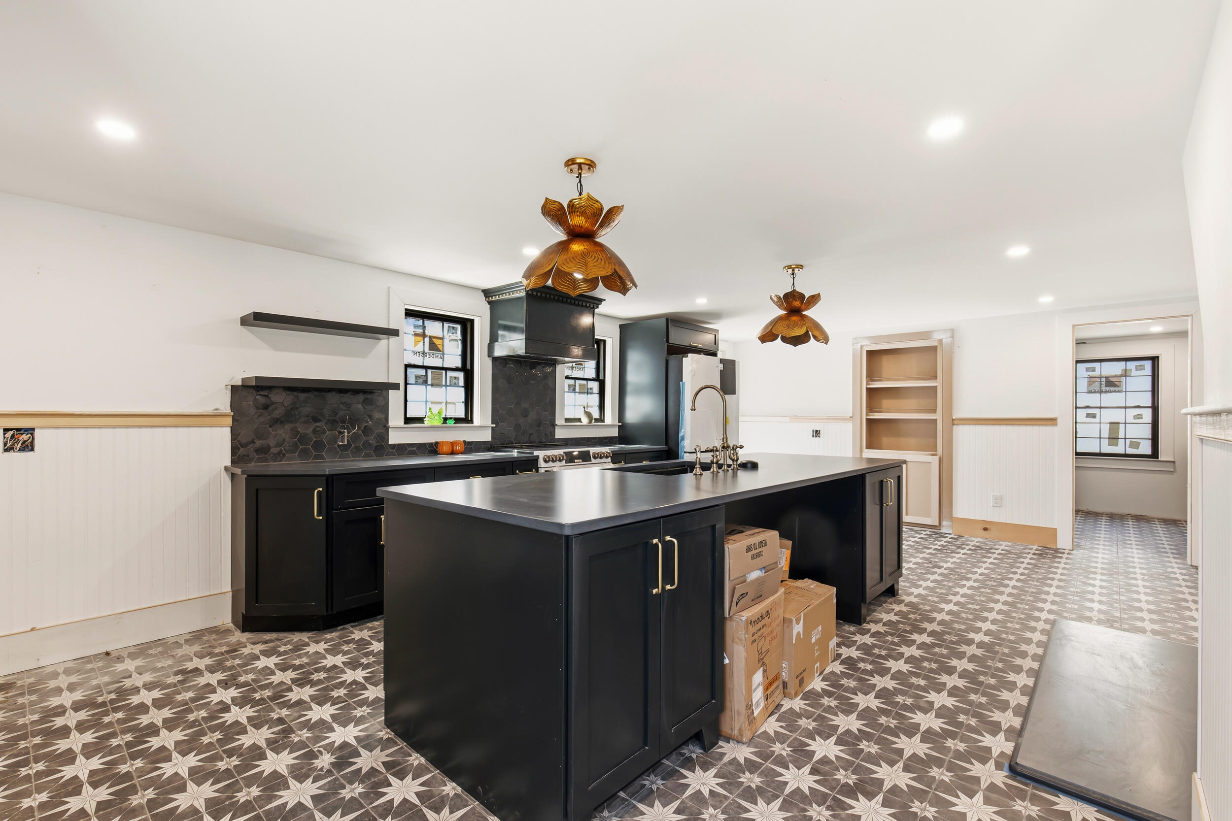 15 Ossipee Trail E