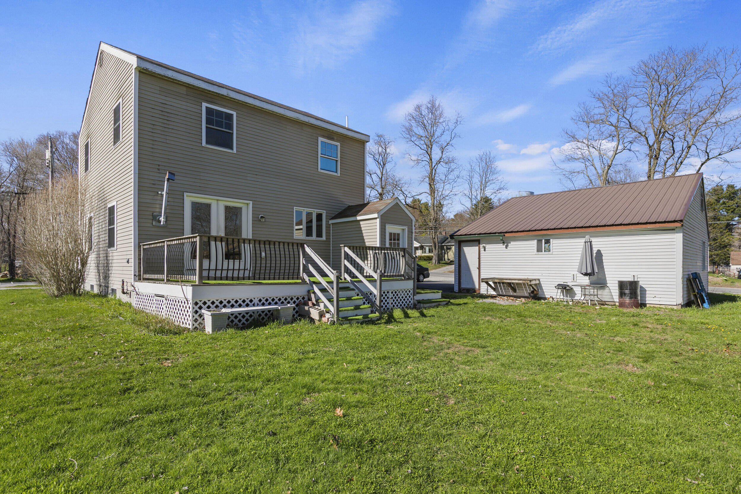 115 River Road