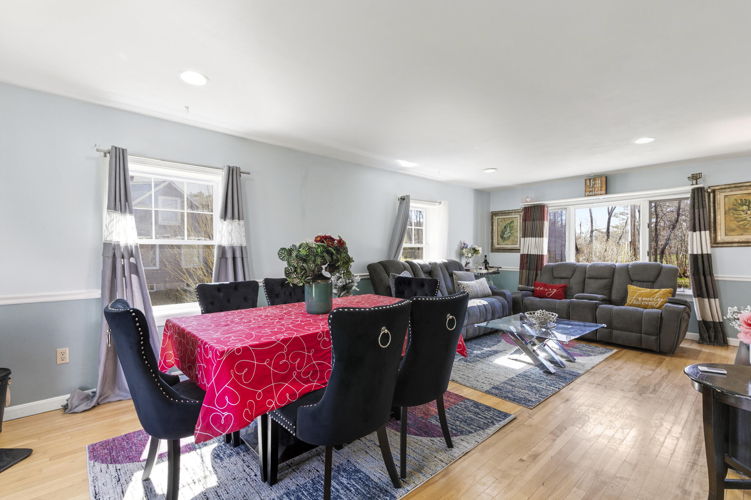 115 River Road