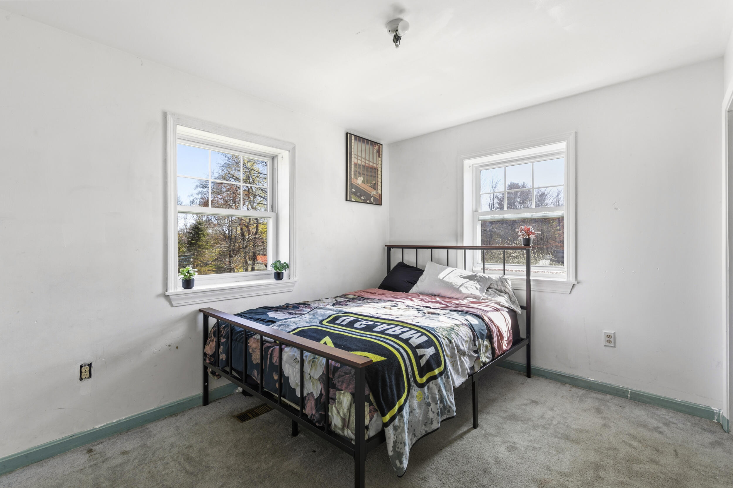115 River Road