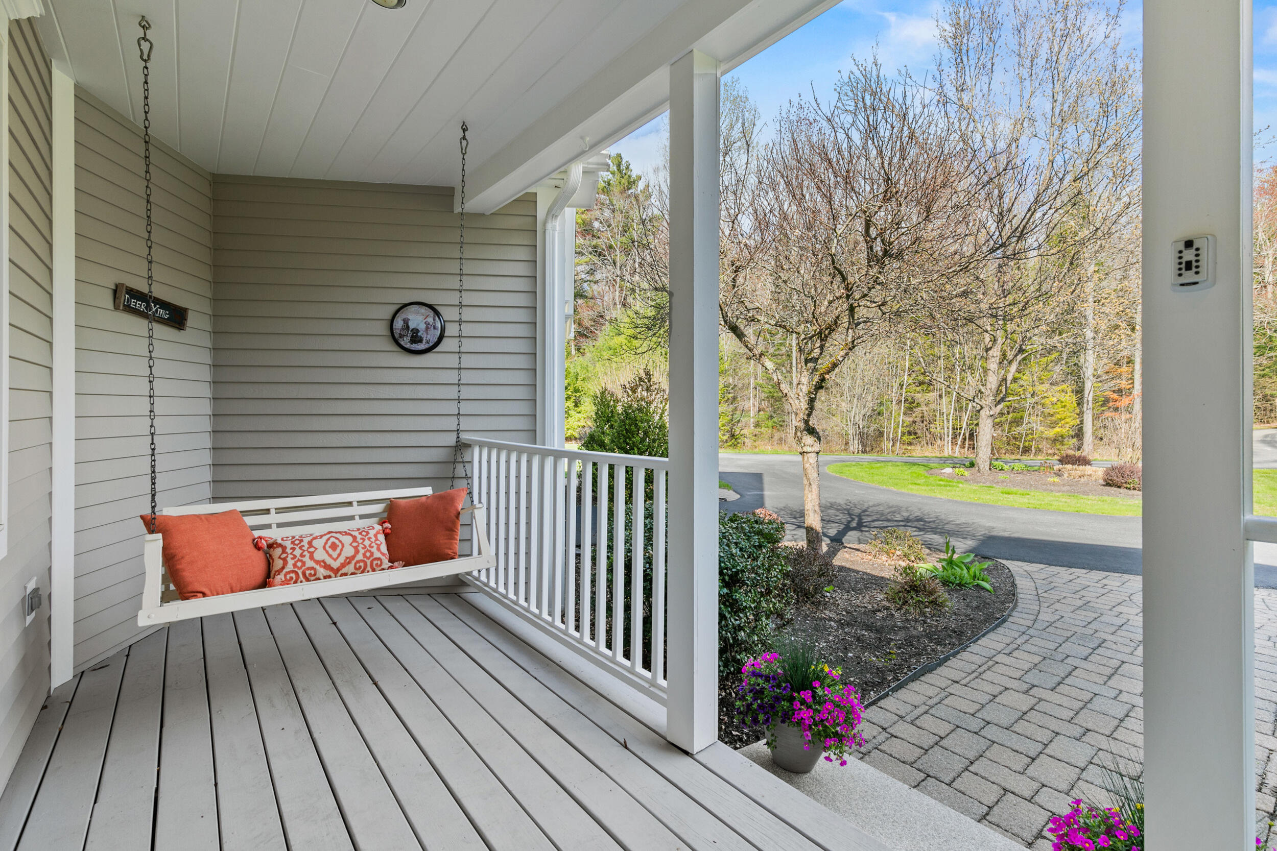 23 Porcupine Ridge Way