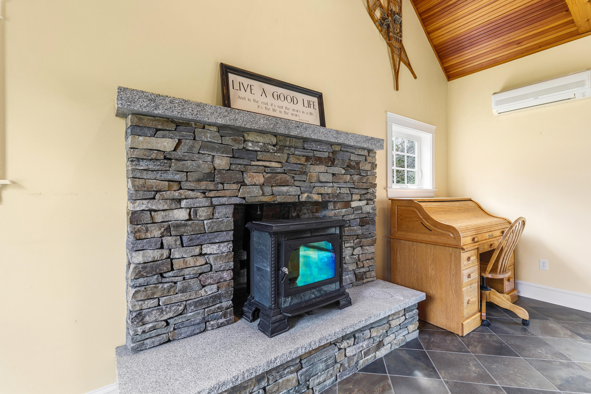 23 Porcupine Ridge Way