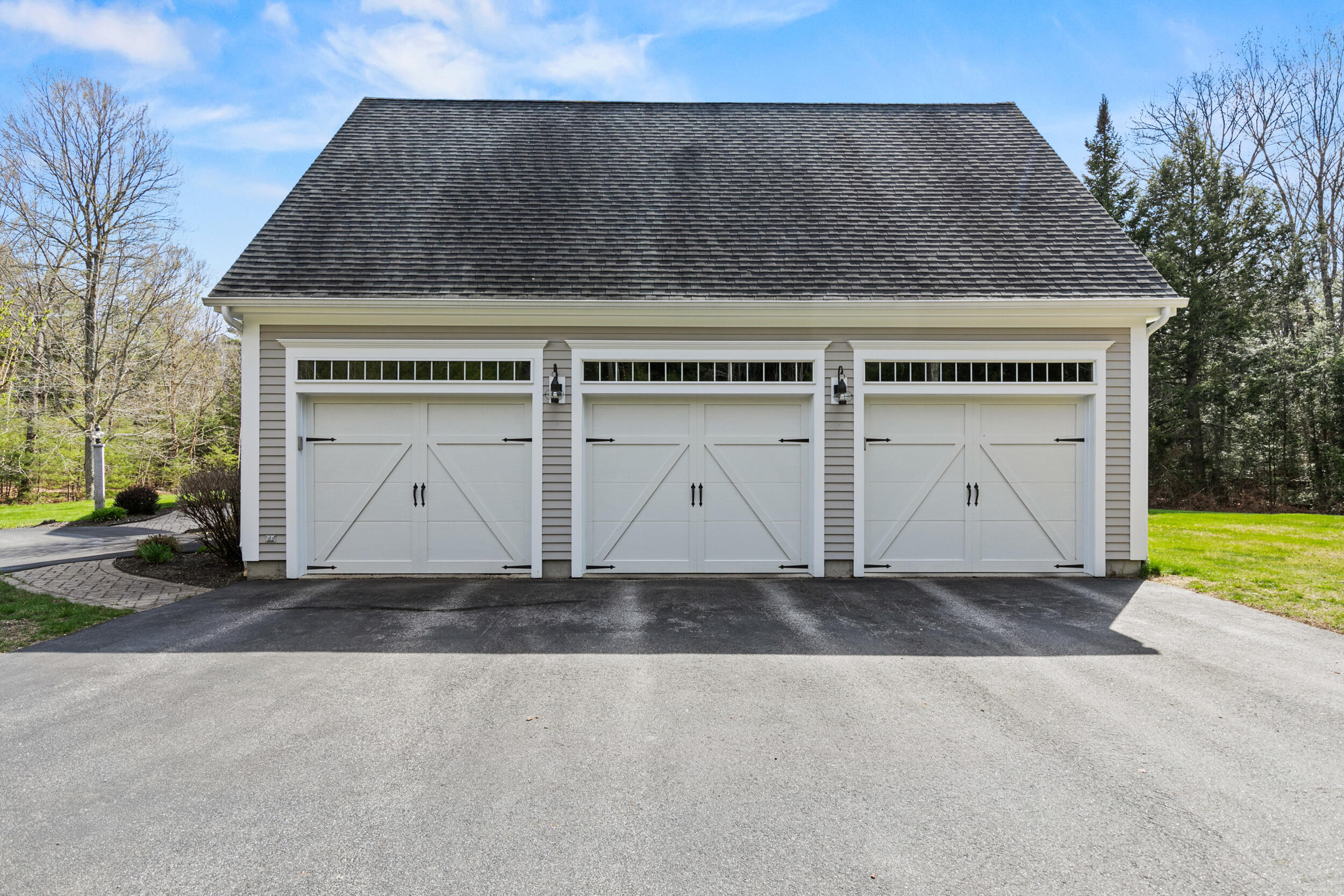23 Porcupine Ridge Way