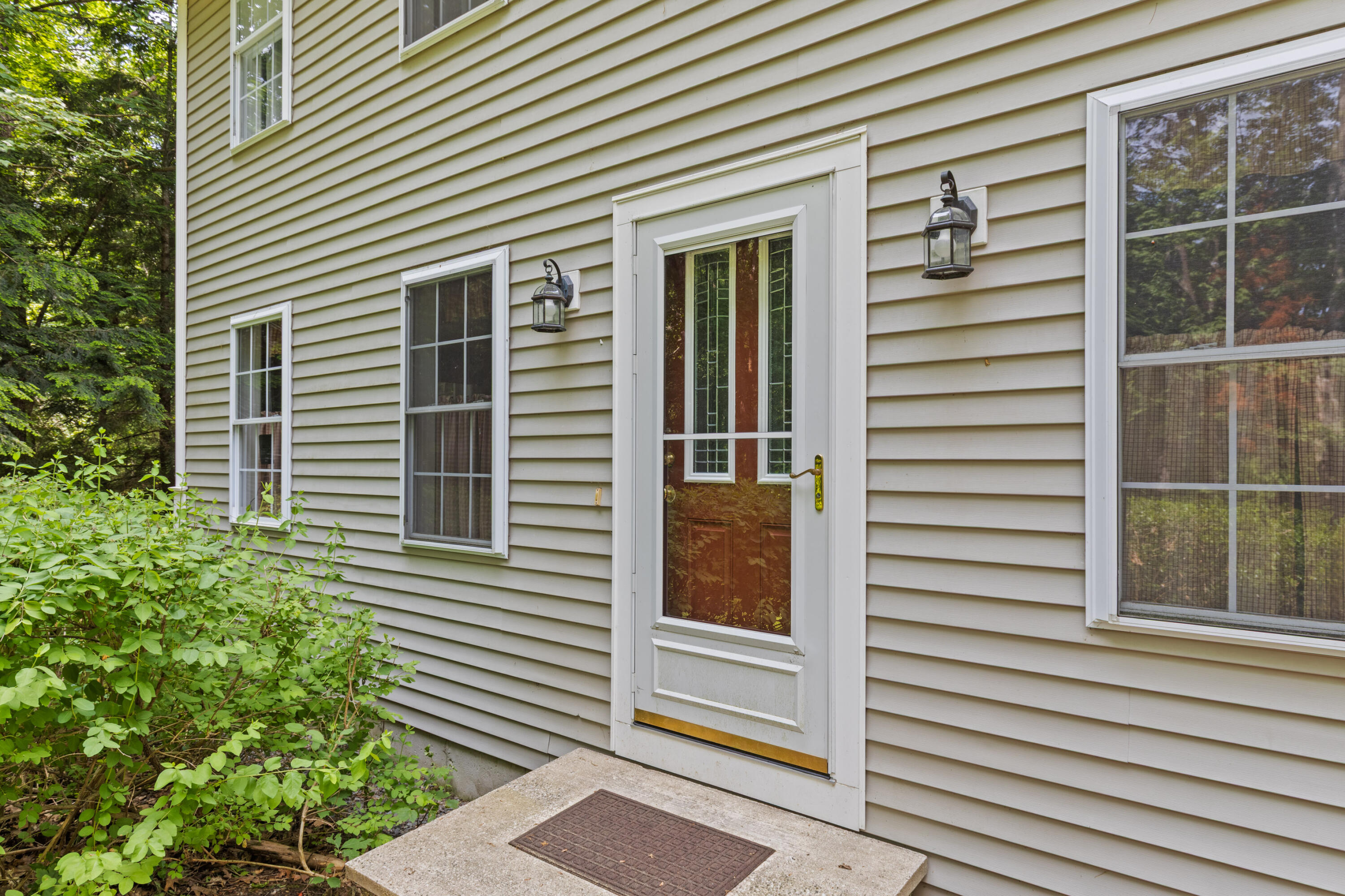4 River Meadow Circle