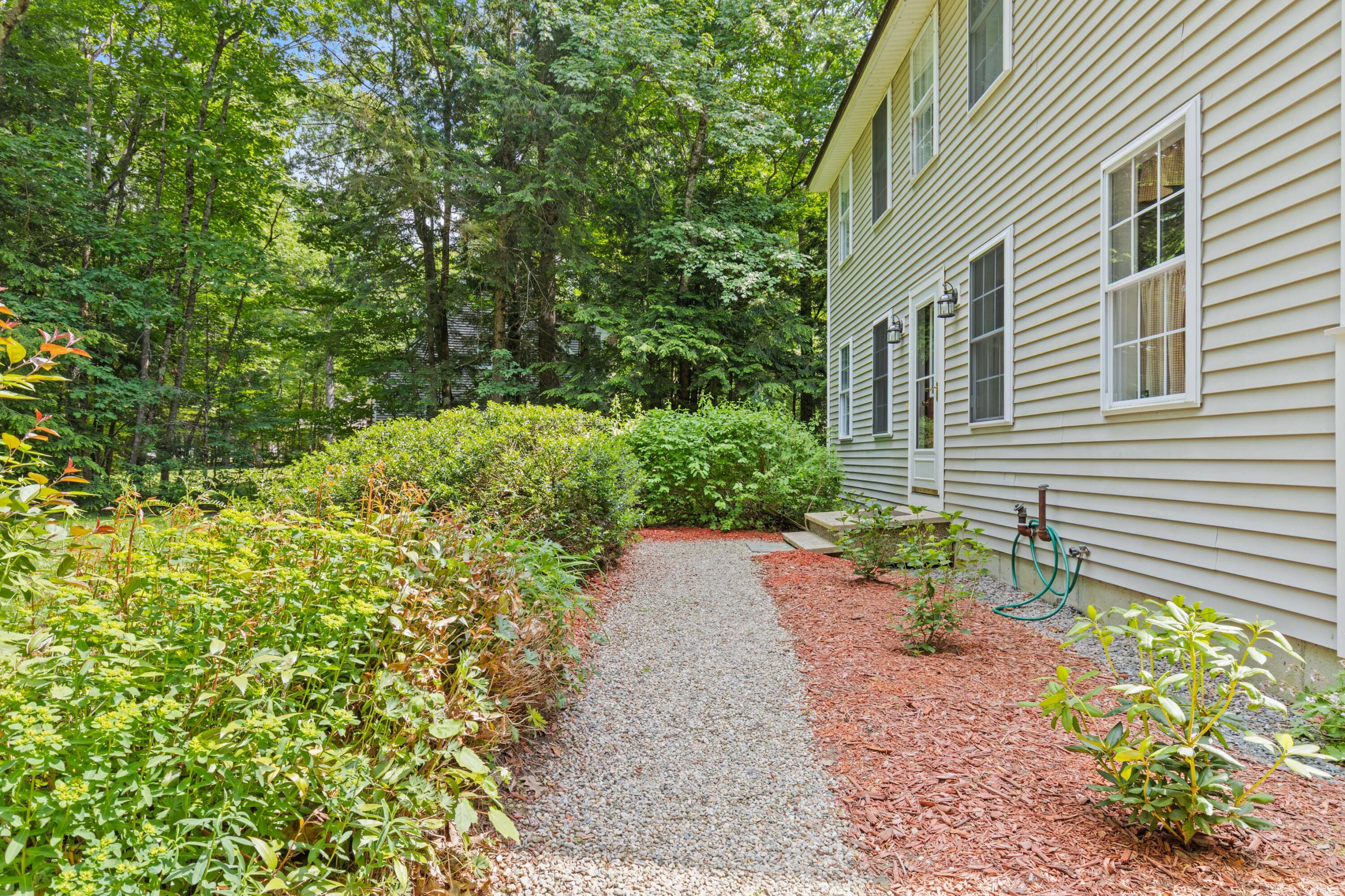4 River Meadow Circle