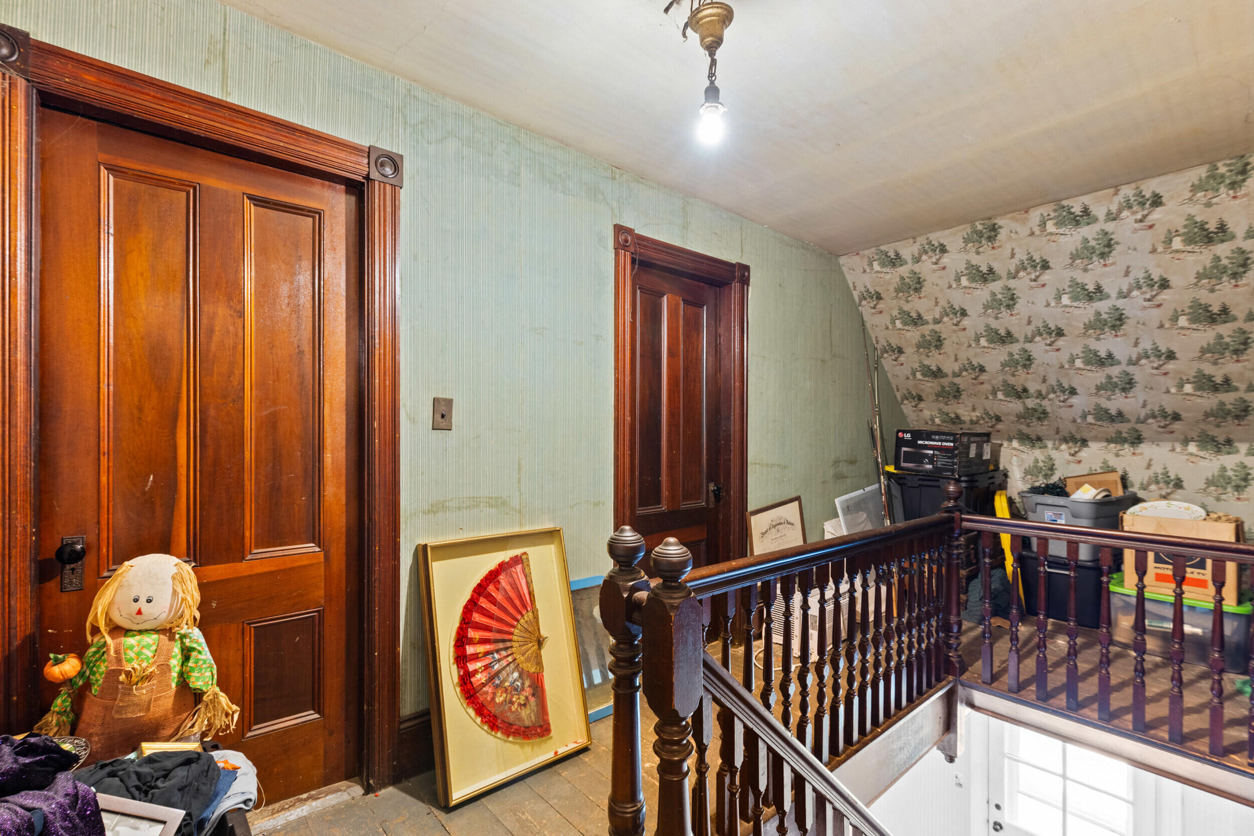 9 Lower Road