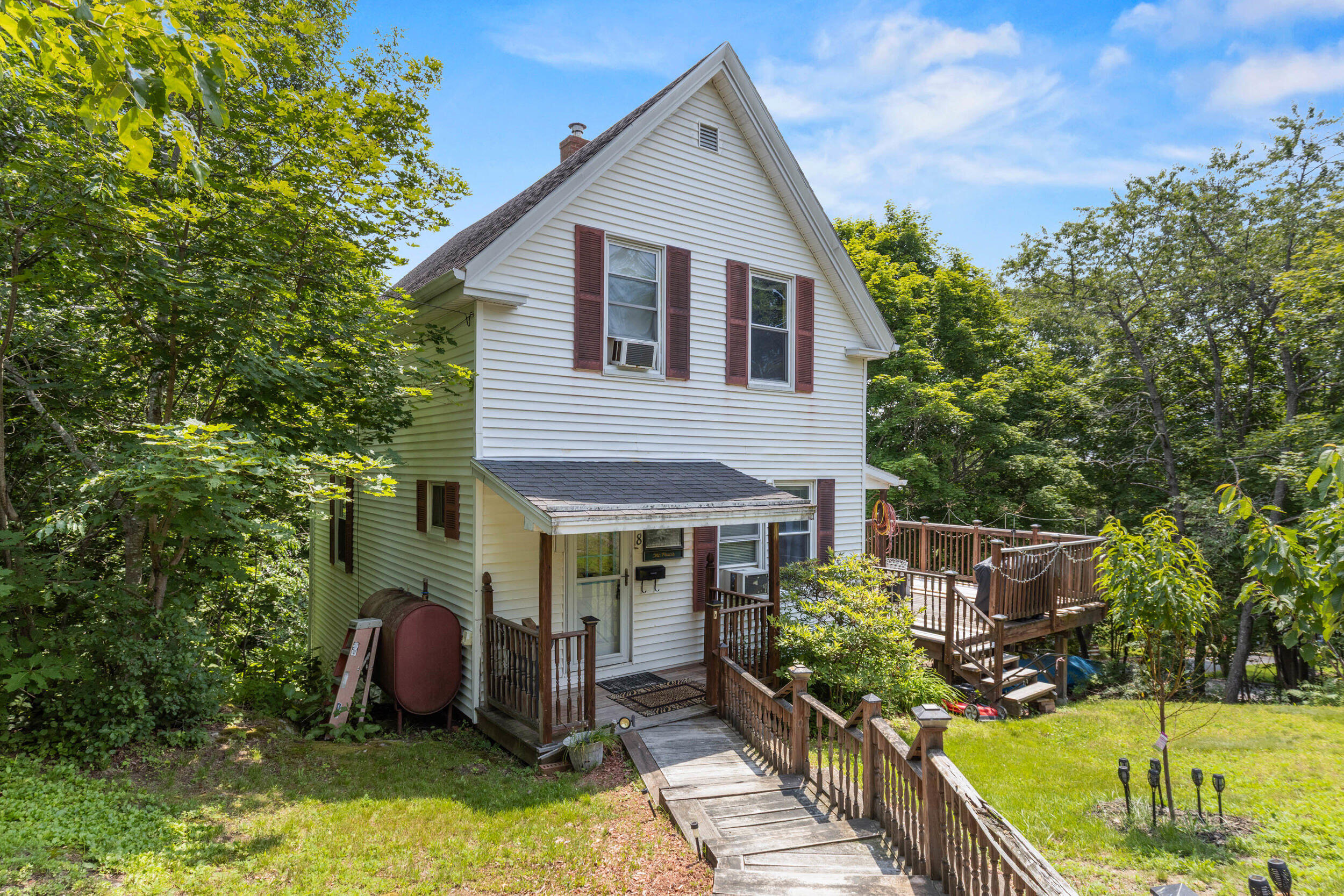 8 Goddard Street