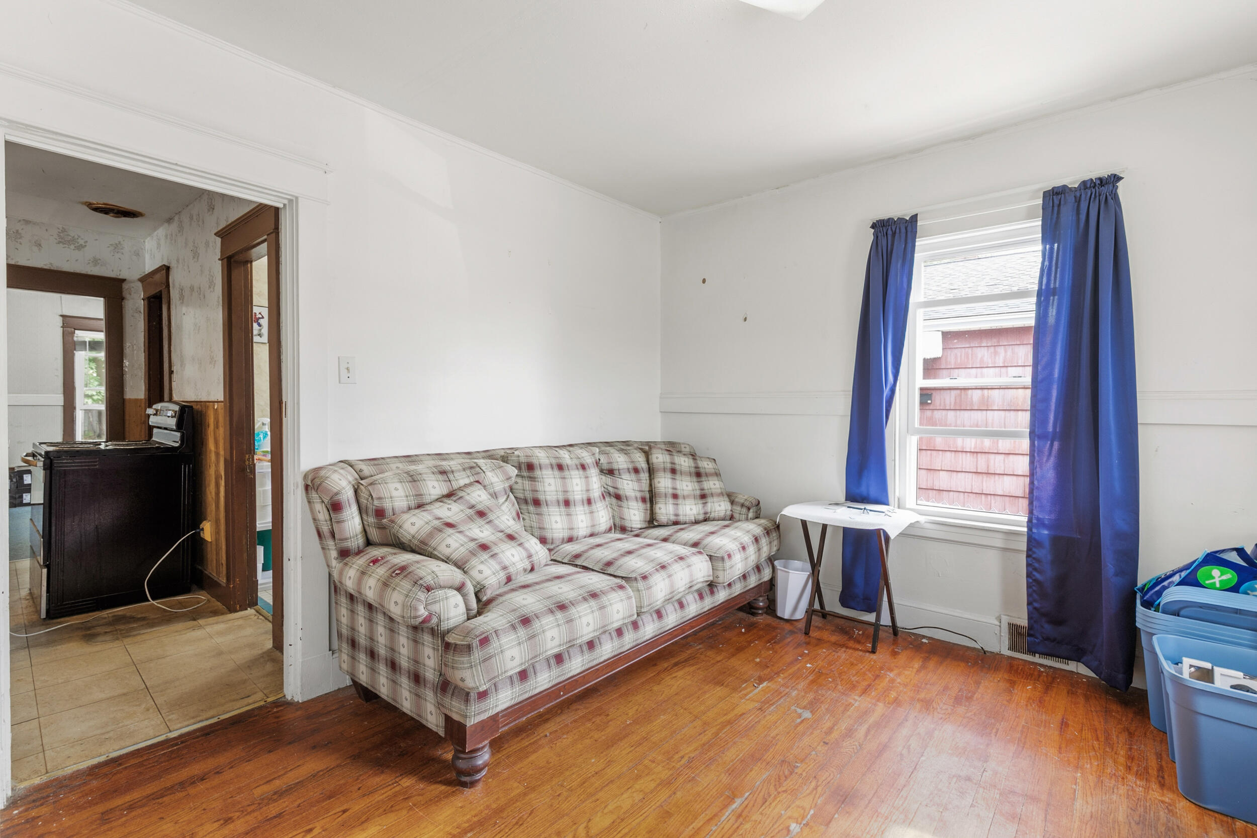 72 Scribner Boulevard
