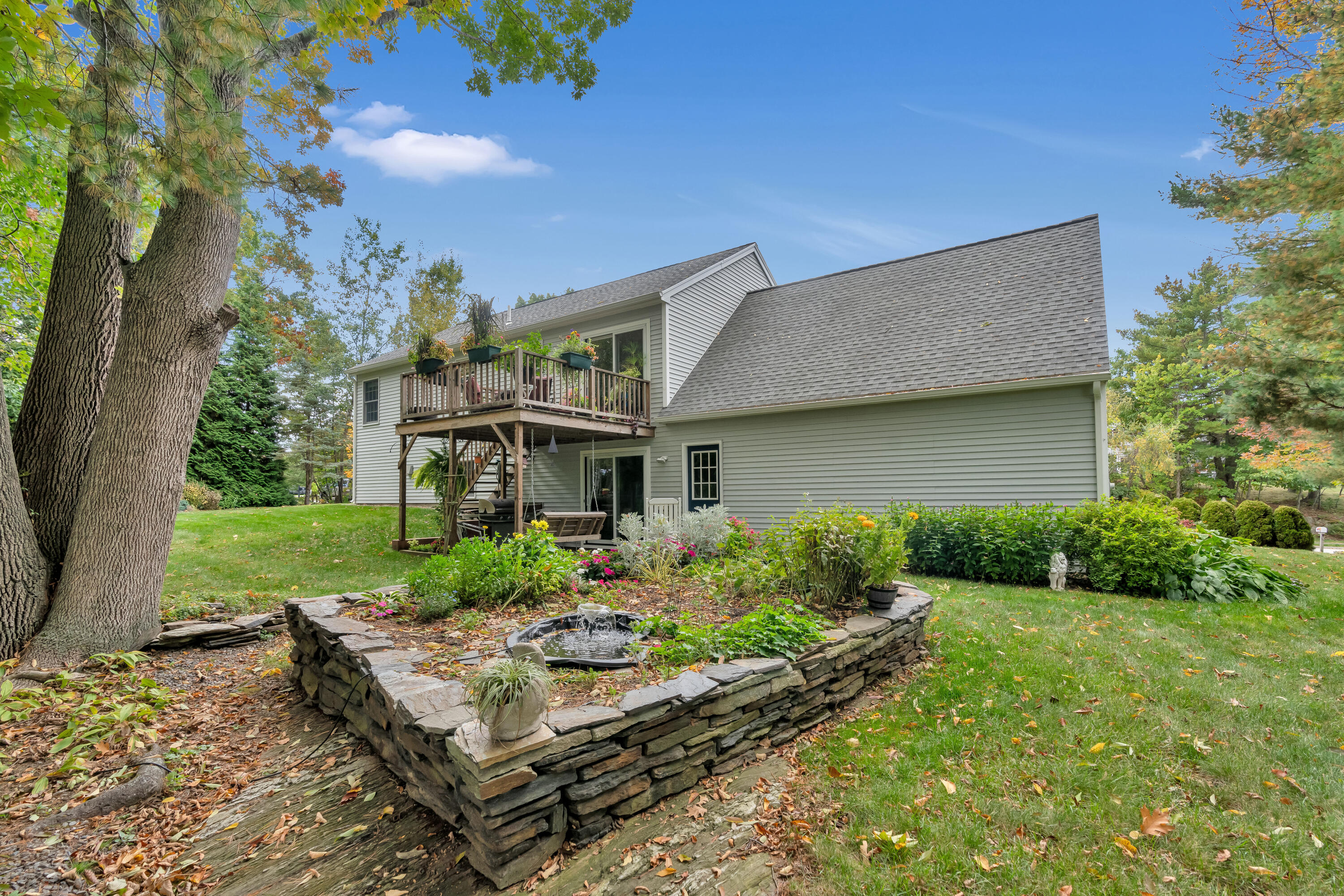 2 Colchester Drive