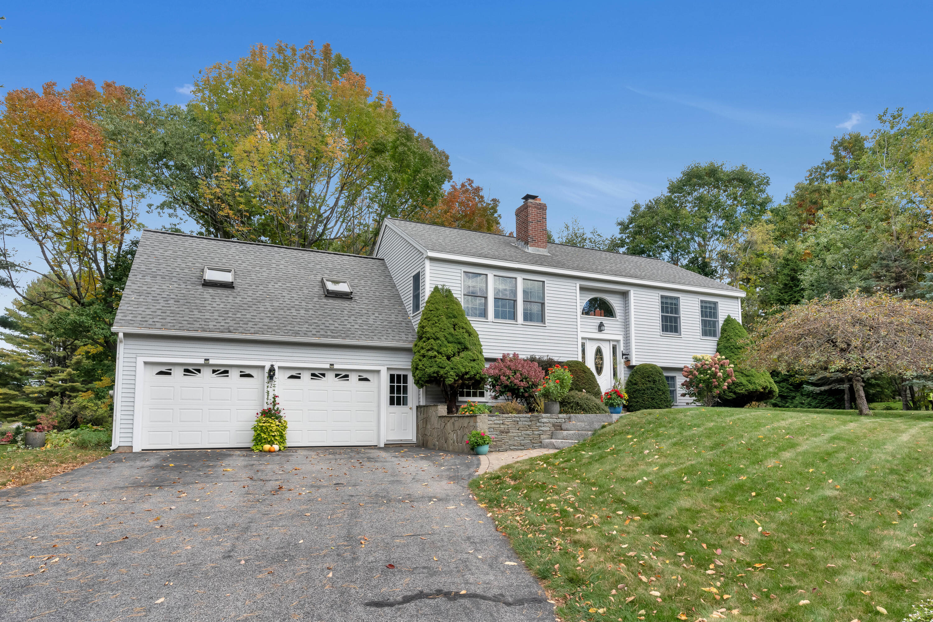 2 Colchester Drive