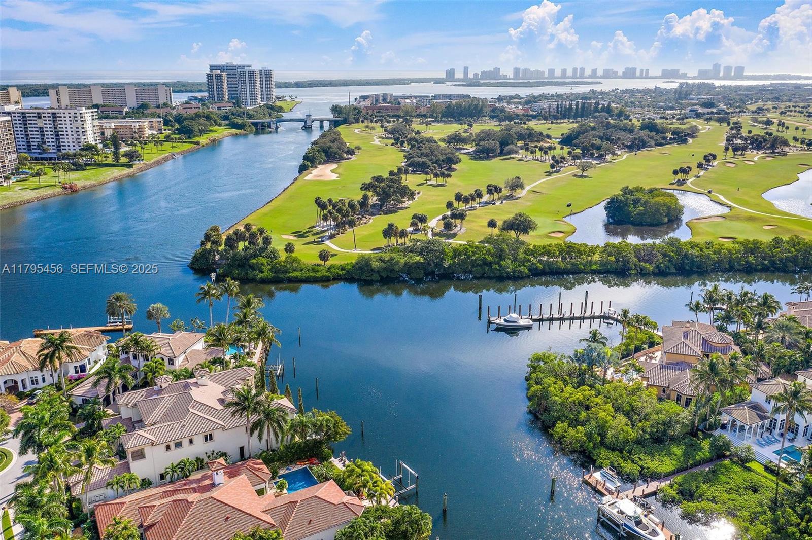 848 Harbour Isle Place