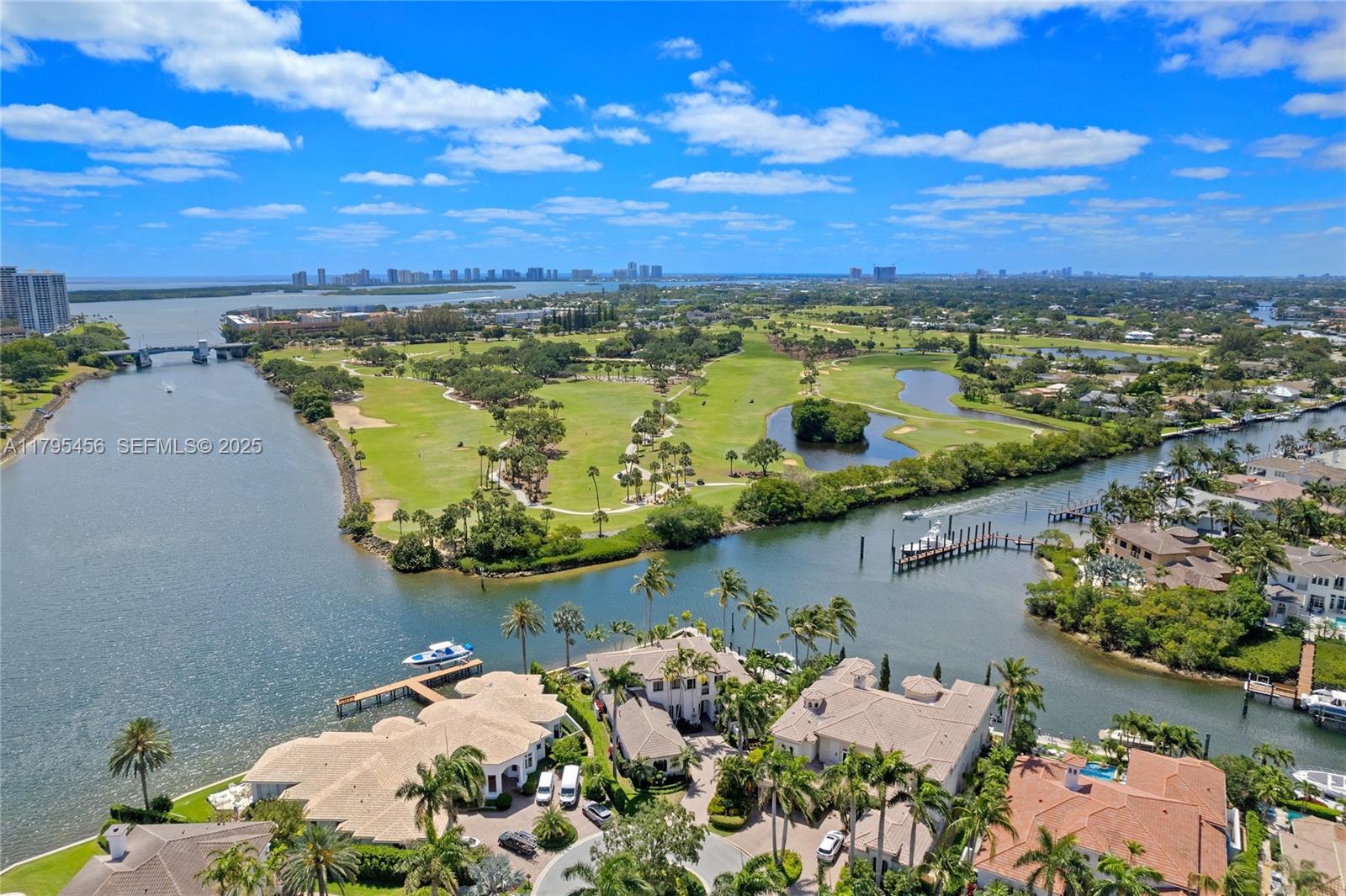 848 Harbour Isle Place