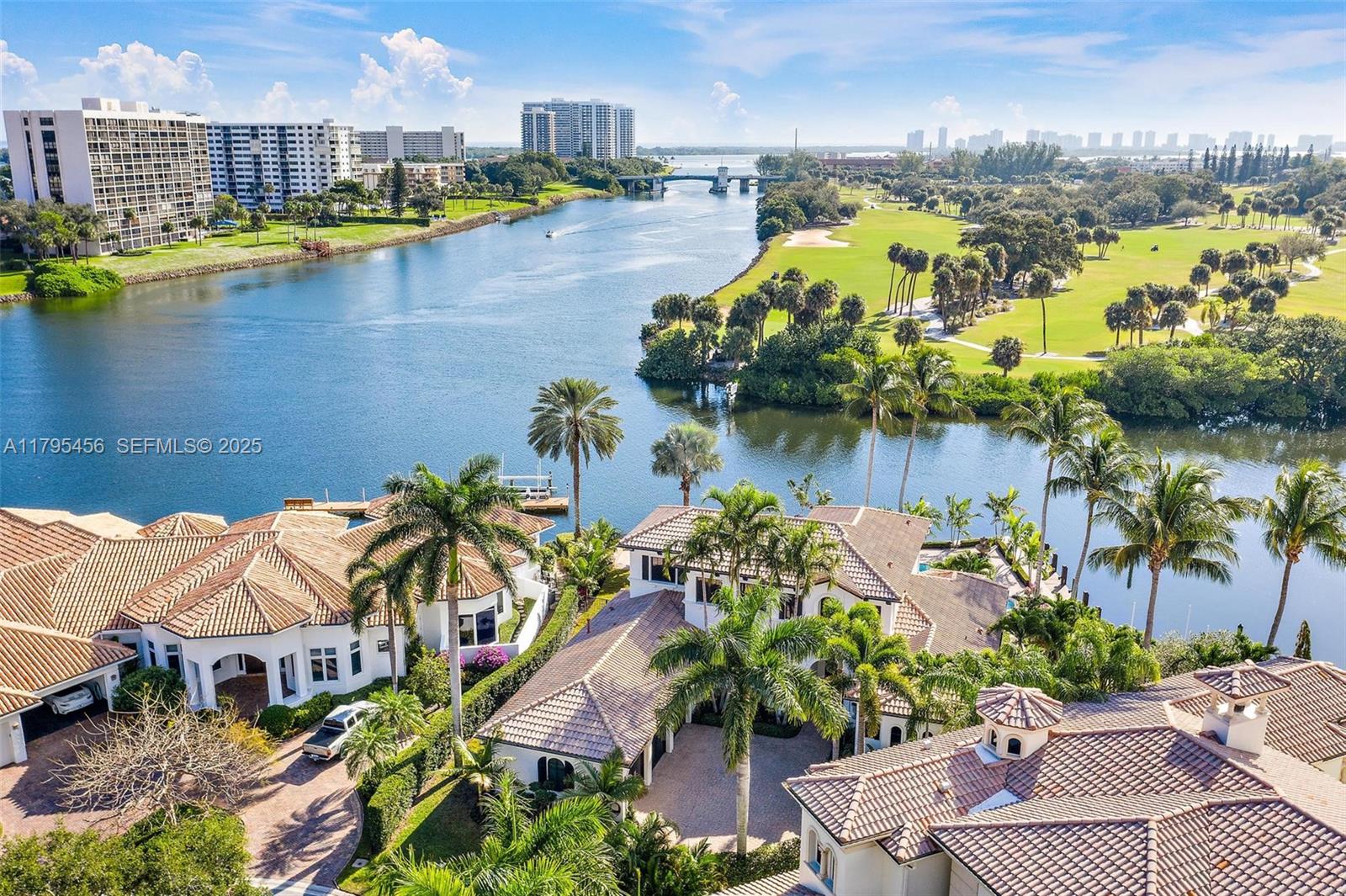848 Harbour Isle Place