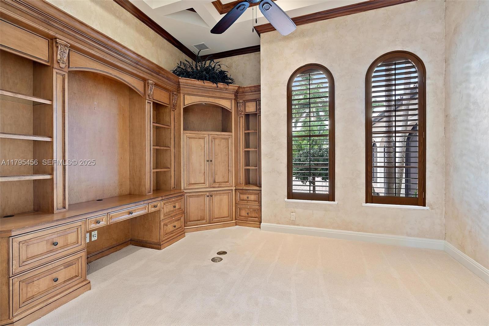848 Harbour Isle Place
