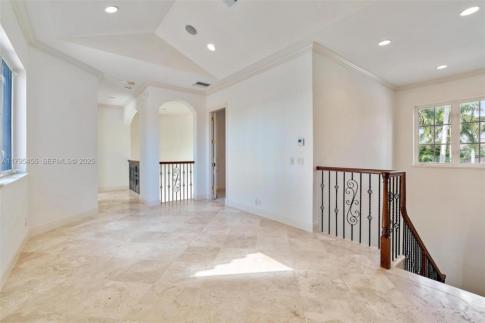 848 Harbour Isle Place