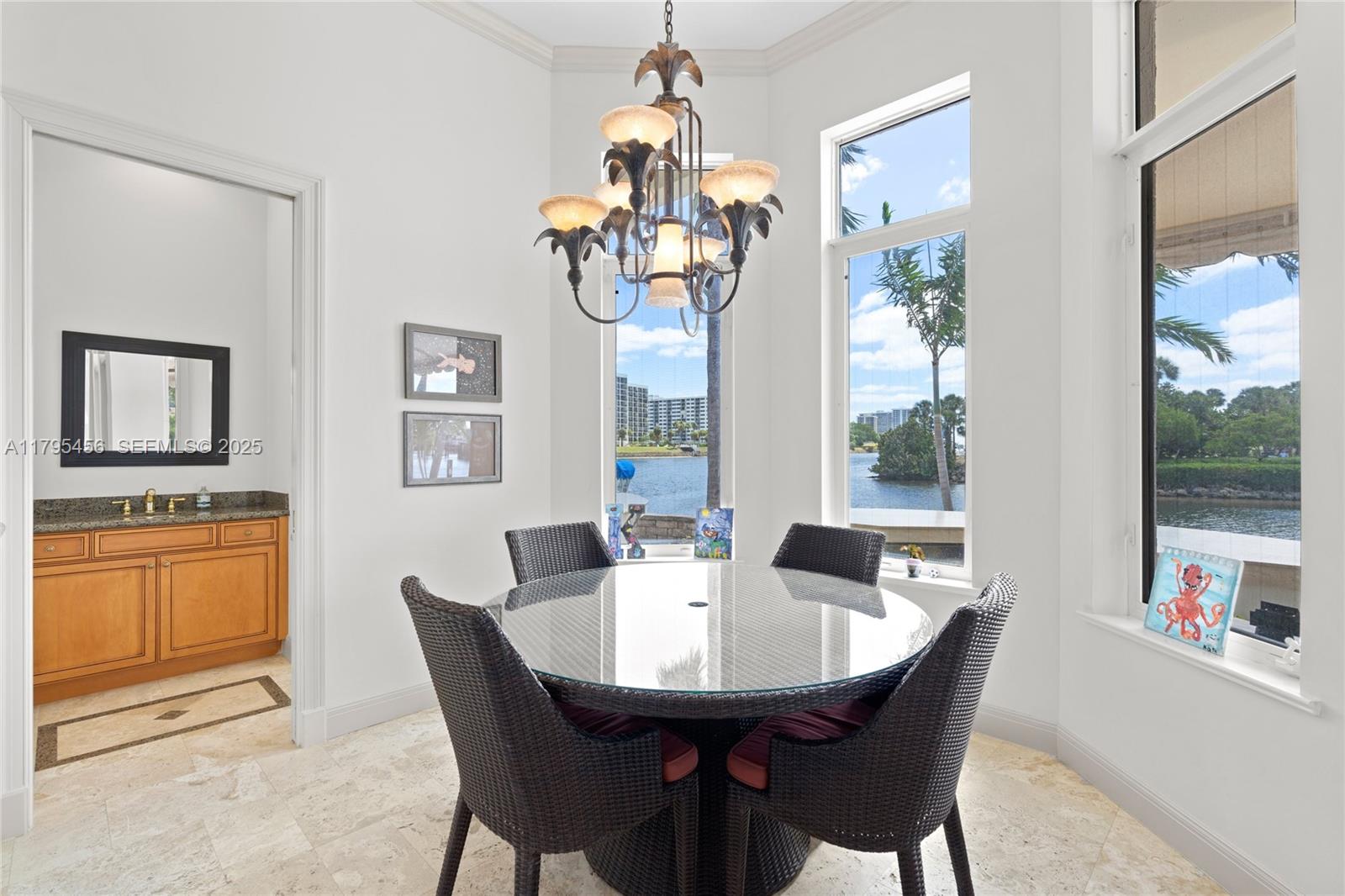848 Harbour Isle Place