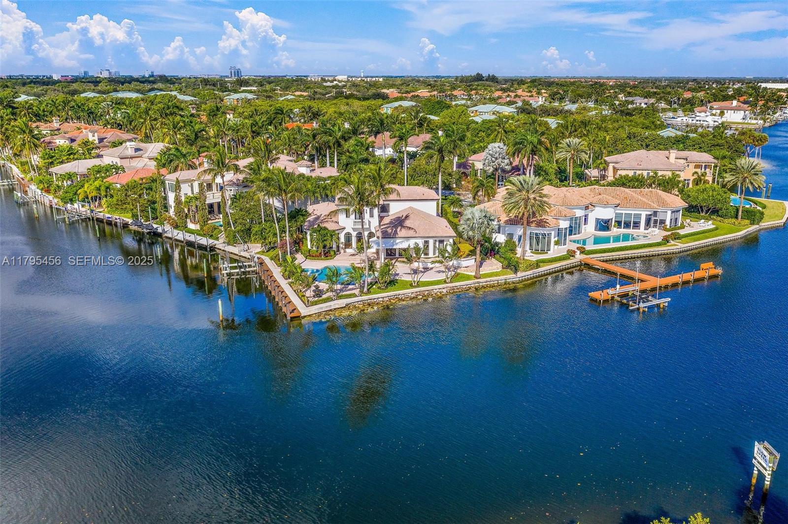 848 Harbour Isle Place