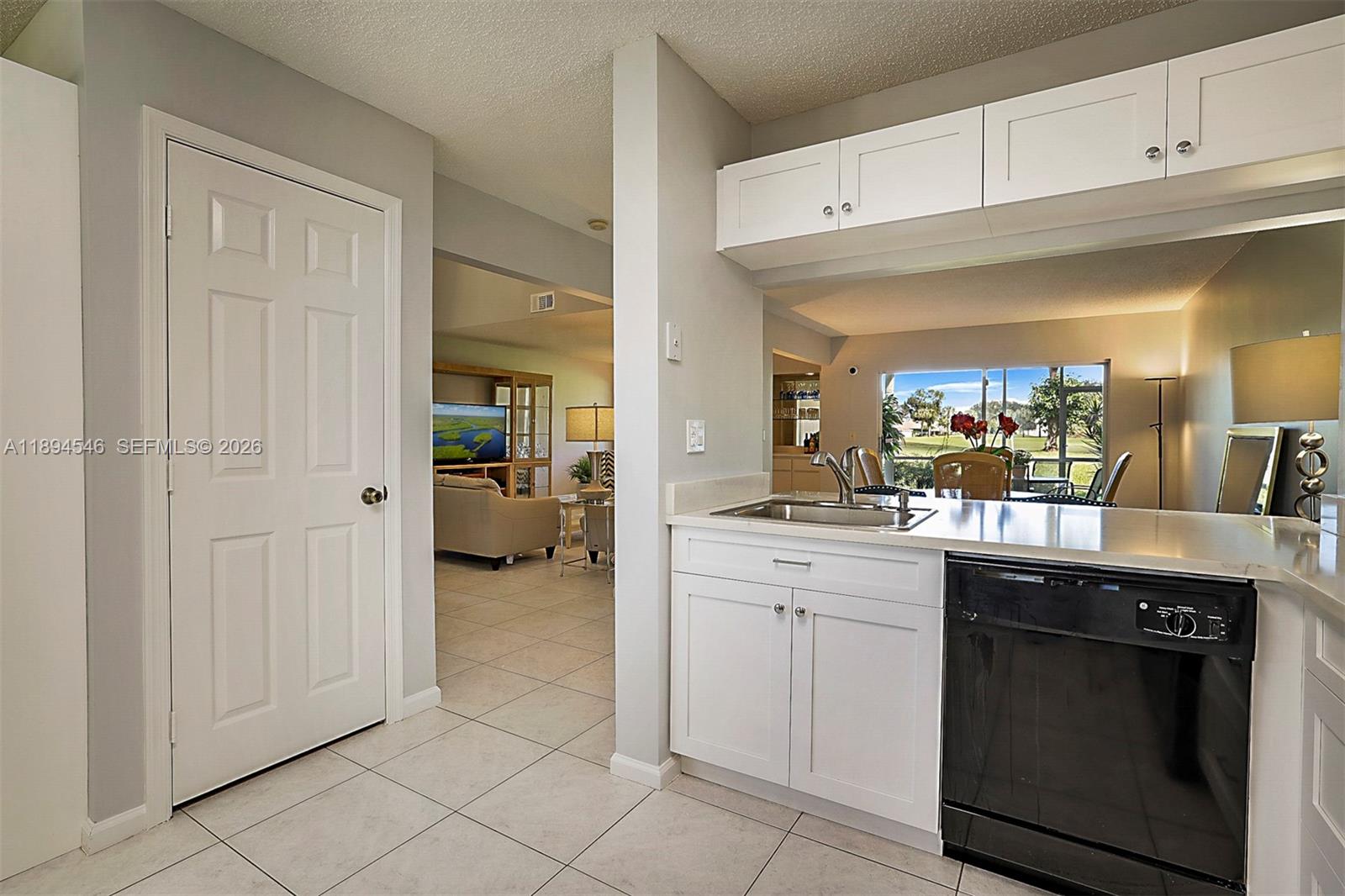 8853 SE Riverfront Terrace
