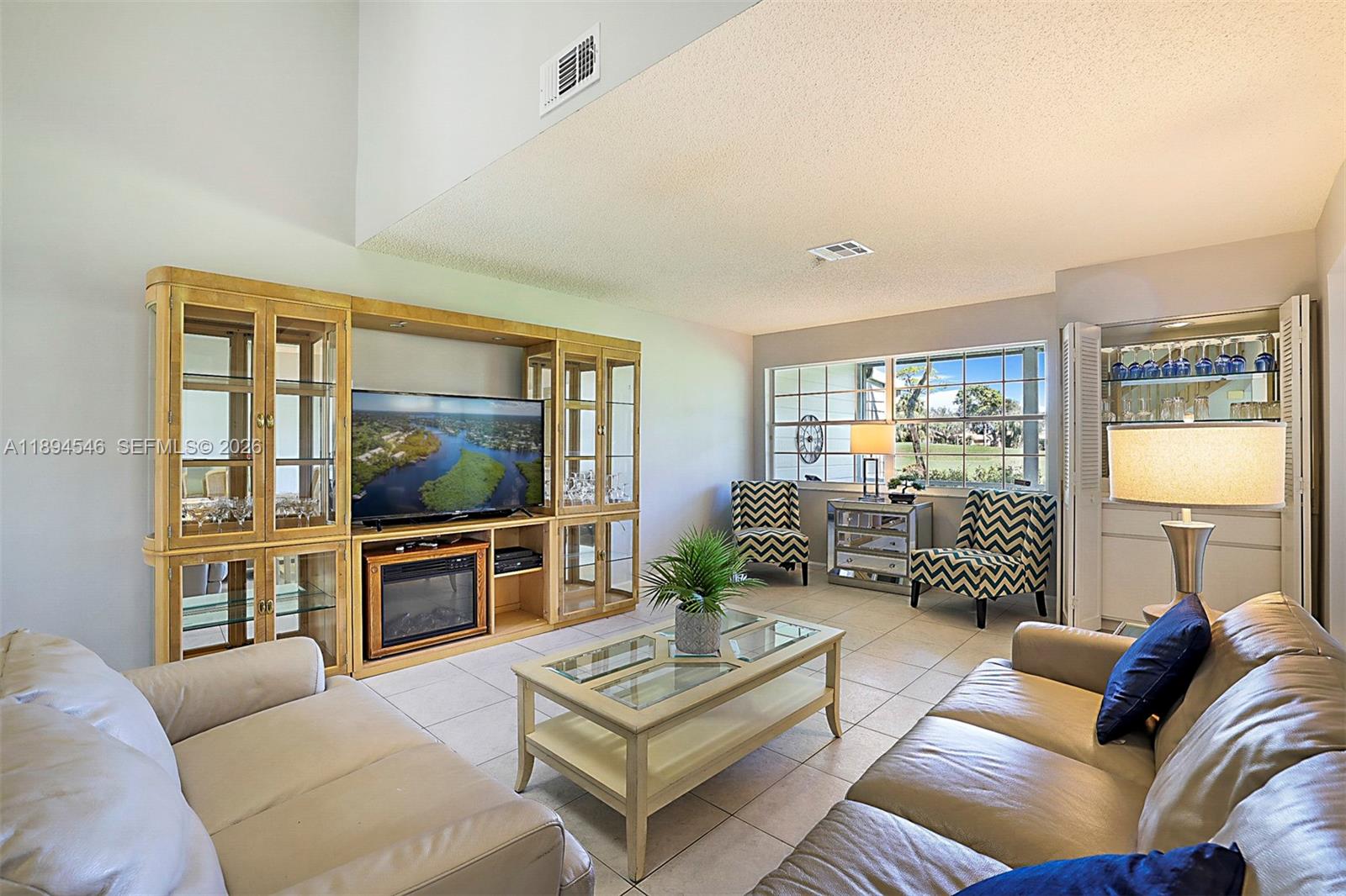8853 SE Riverfront Terrace
