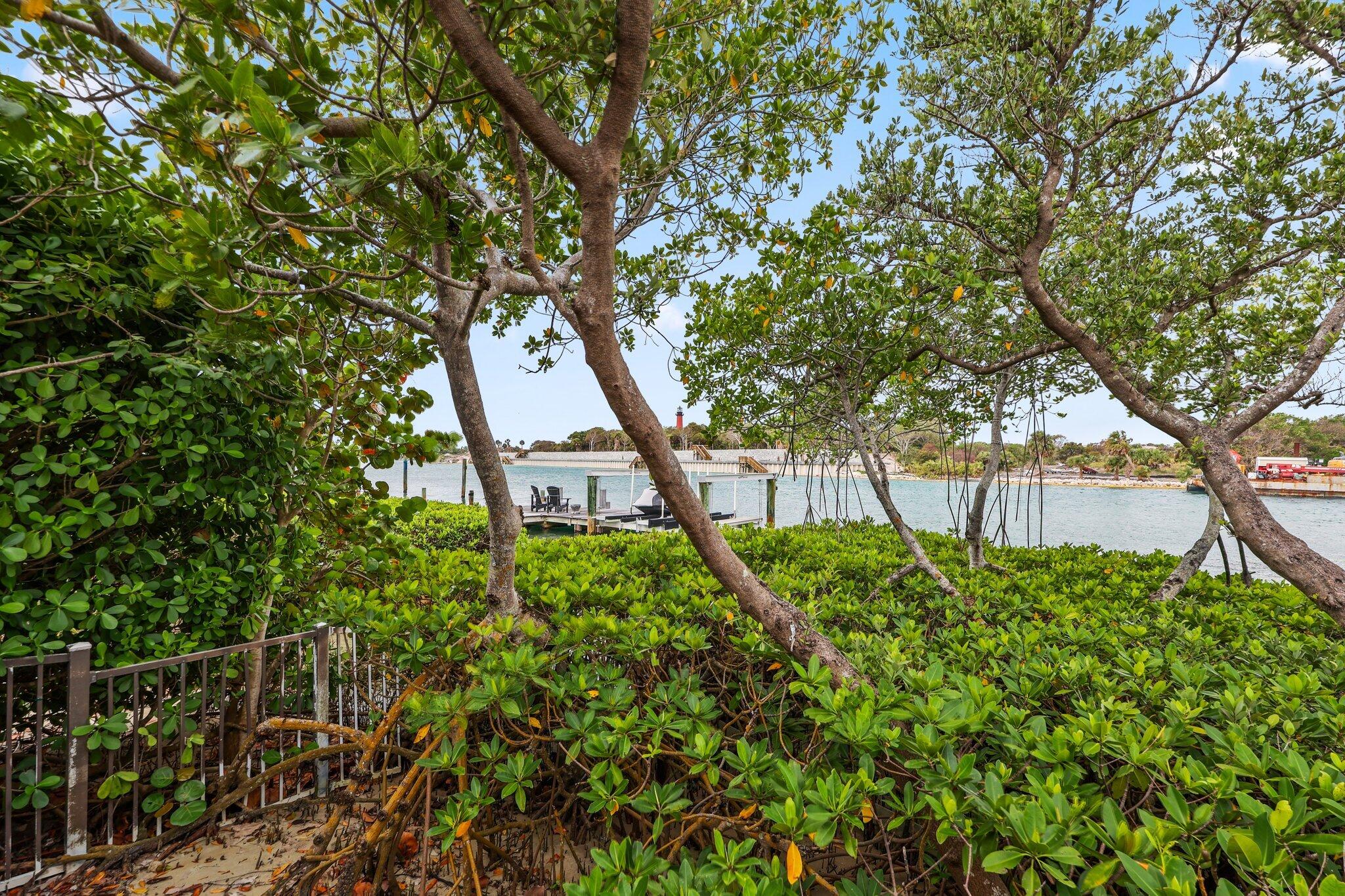 122 Lighthouse