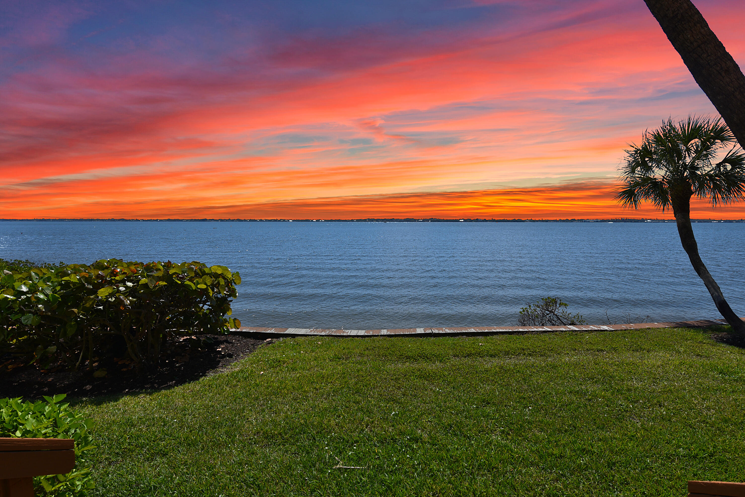 4440 NE Sandpebble Trace 104