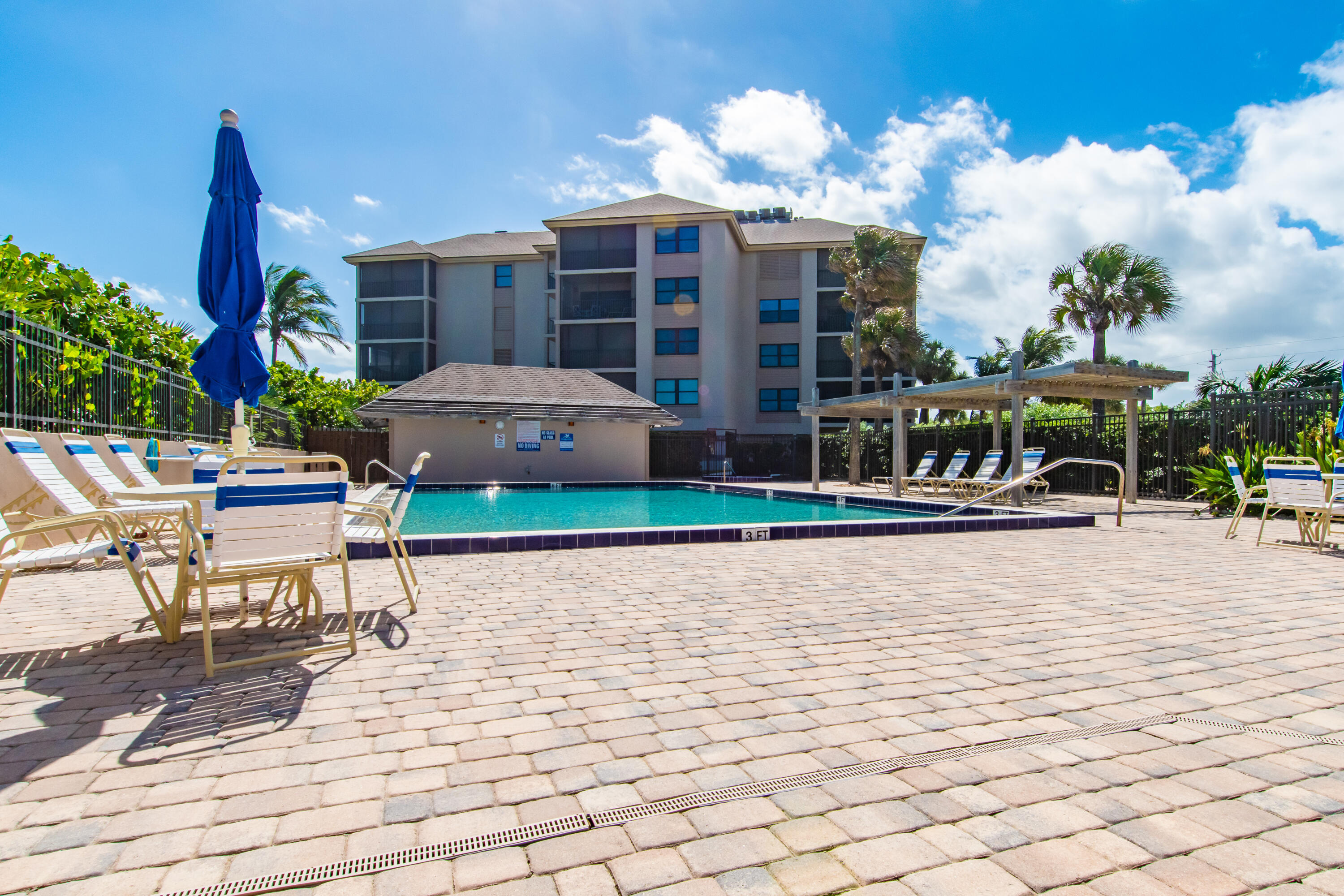 4440 NE Sandpebble Trace 104