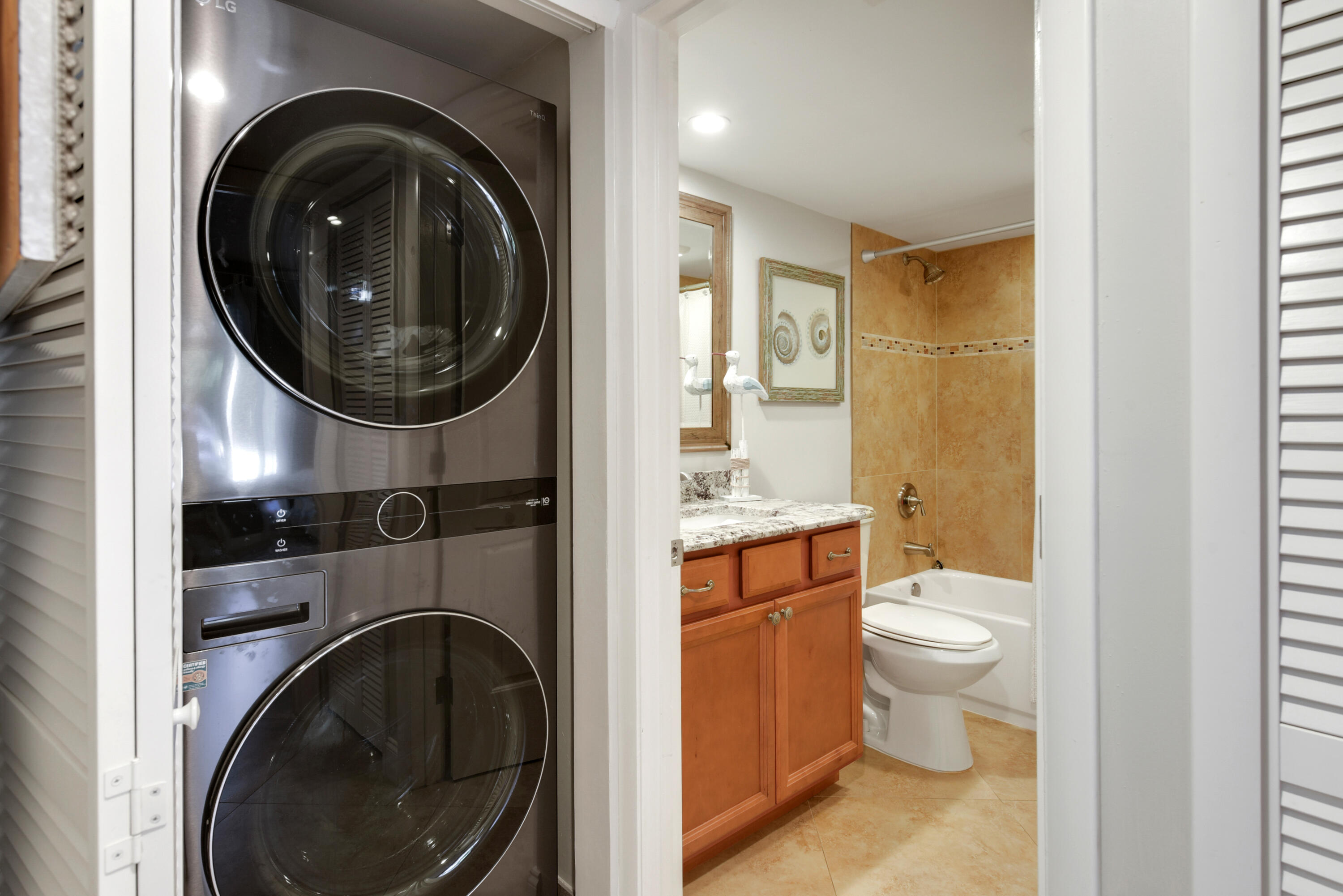 4440 NE Sandpebble Trace 104