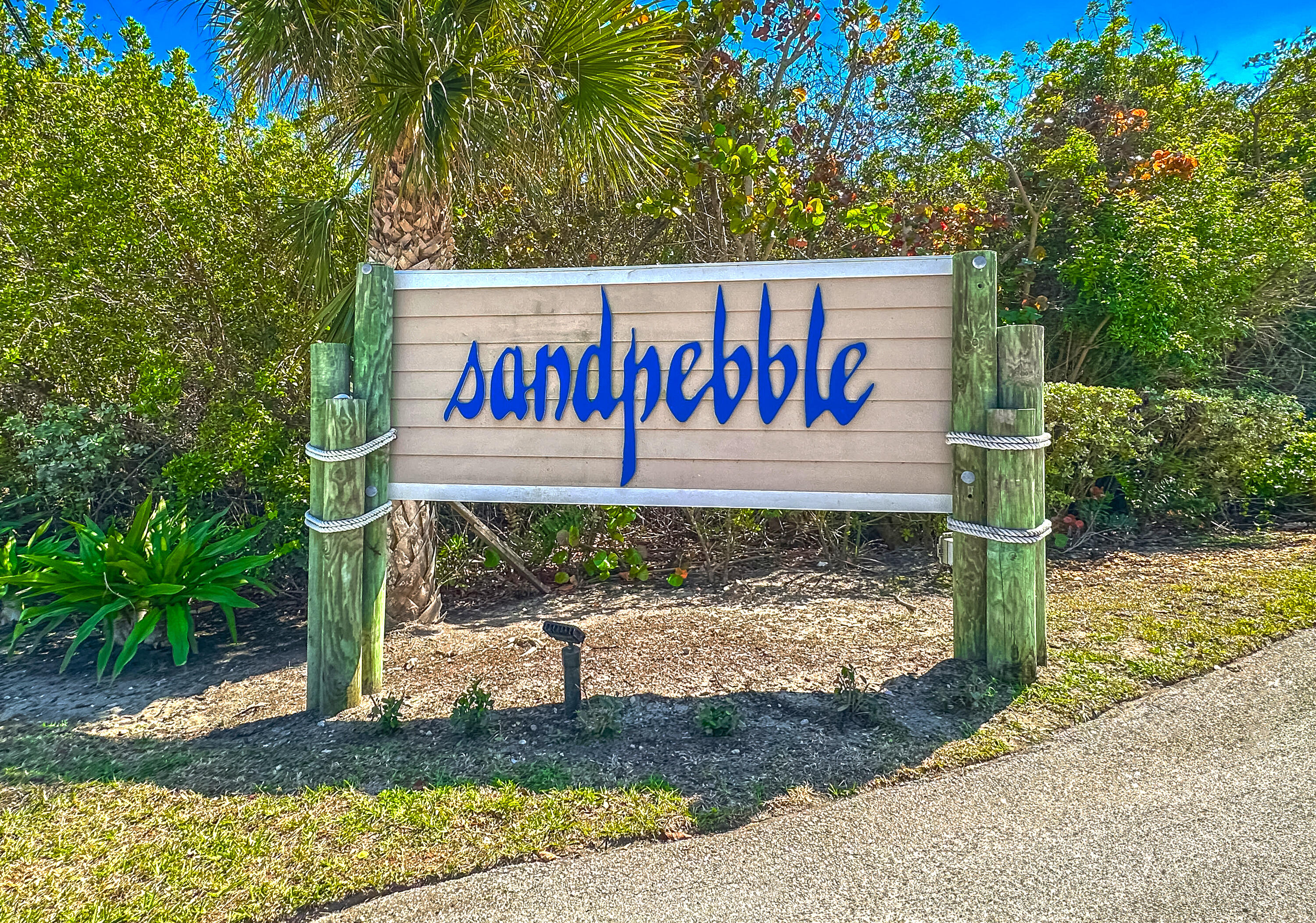 4440 NE Sandpebble Trace 104