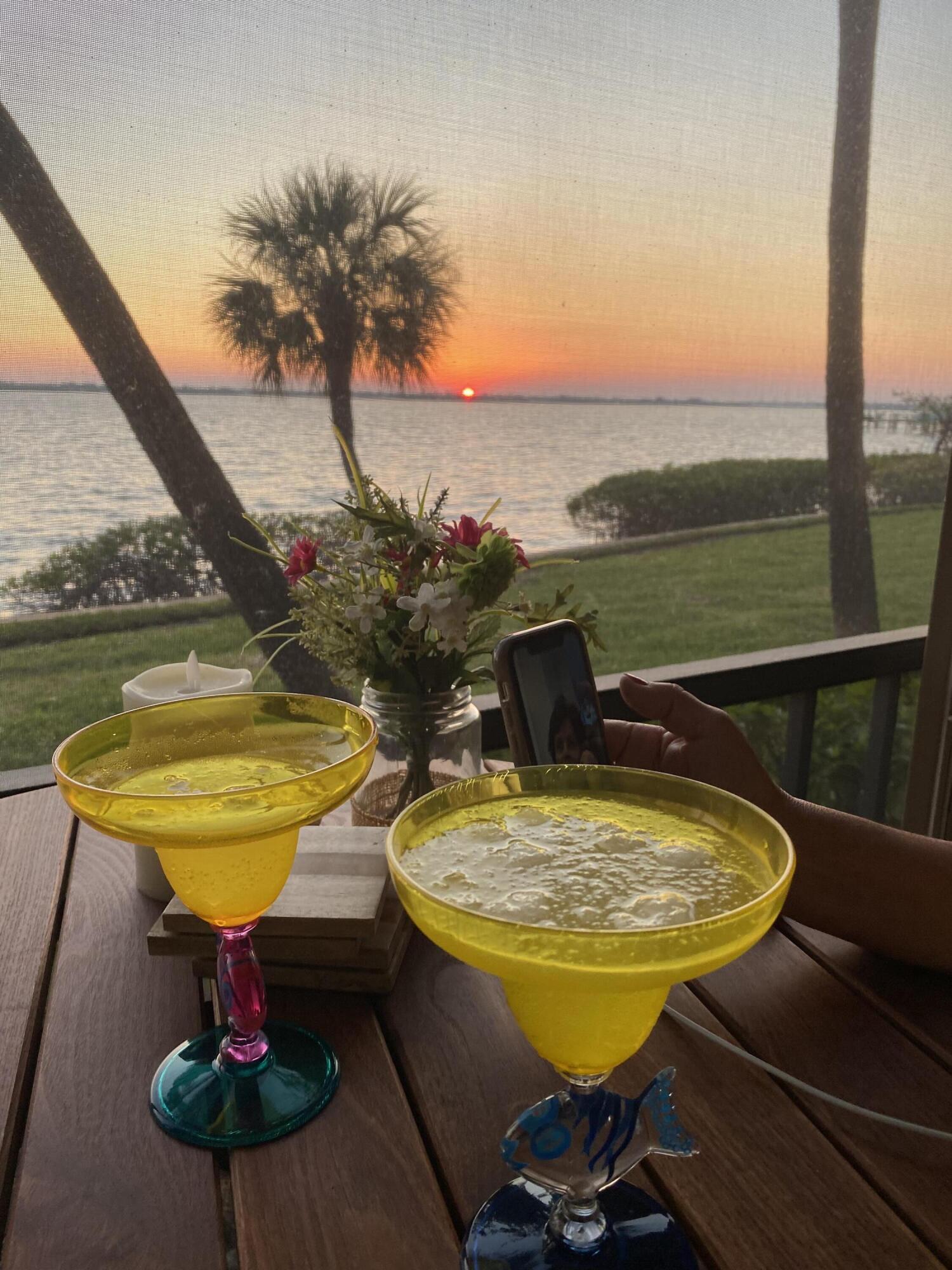 4440 NE Sandpebble Trace 104