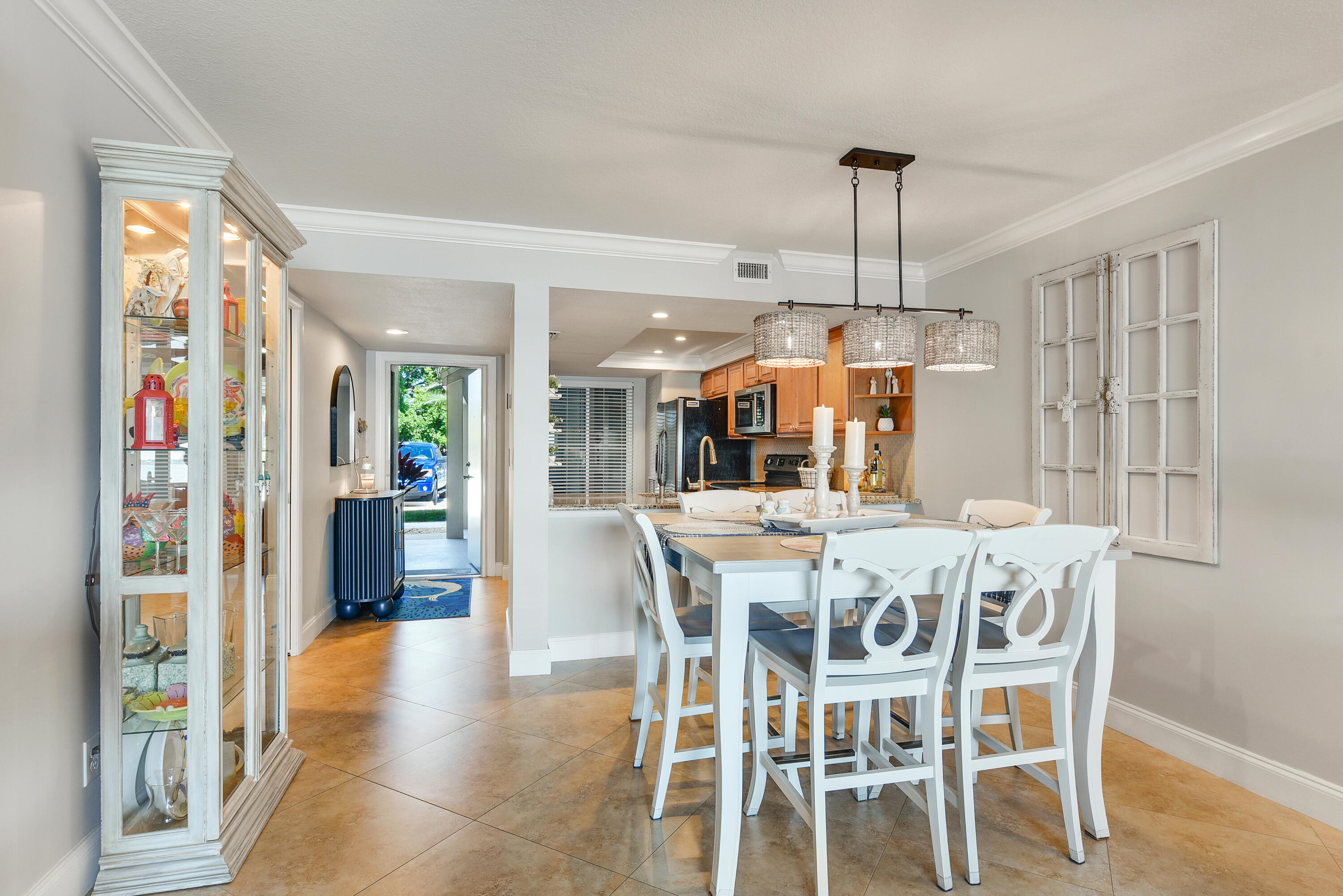 4440 NE Sandpebble Trace 104