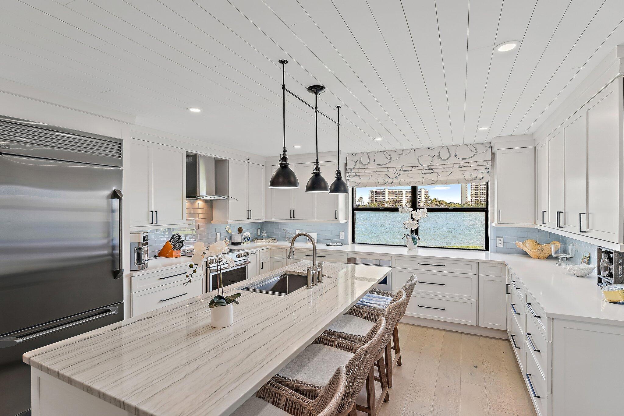 19800 Sandpointe Bay Drive 101