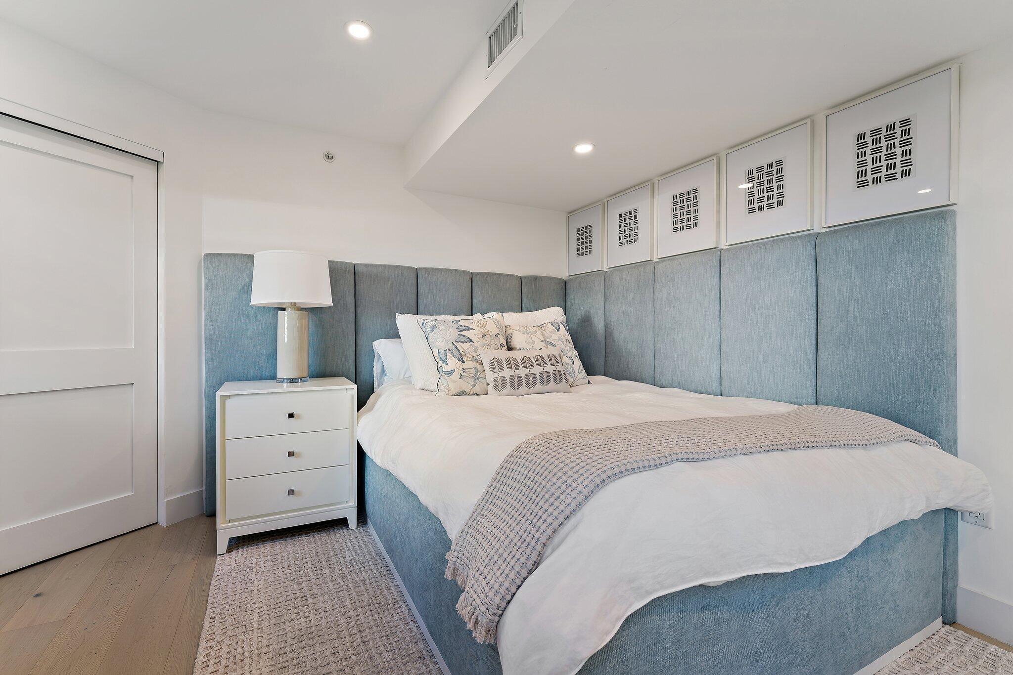 19800 Sandpointe Bay Drive 101