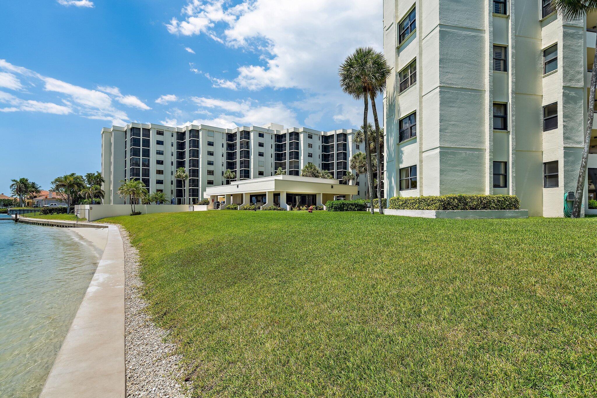 19800 Sandpointe Bay Drive 101