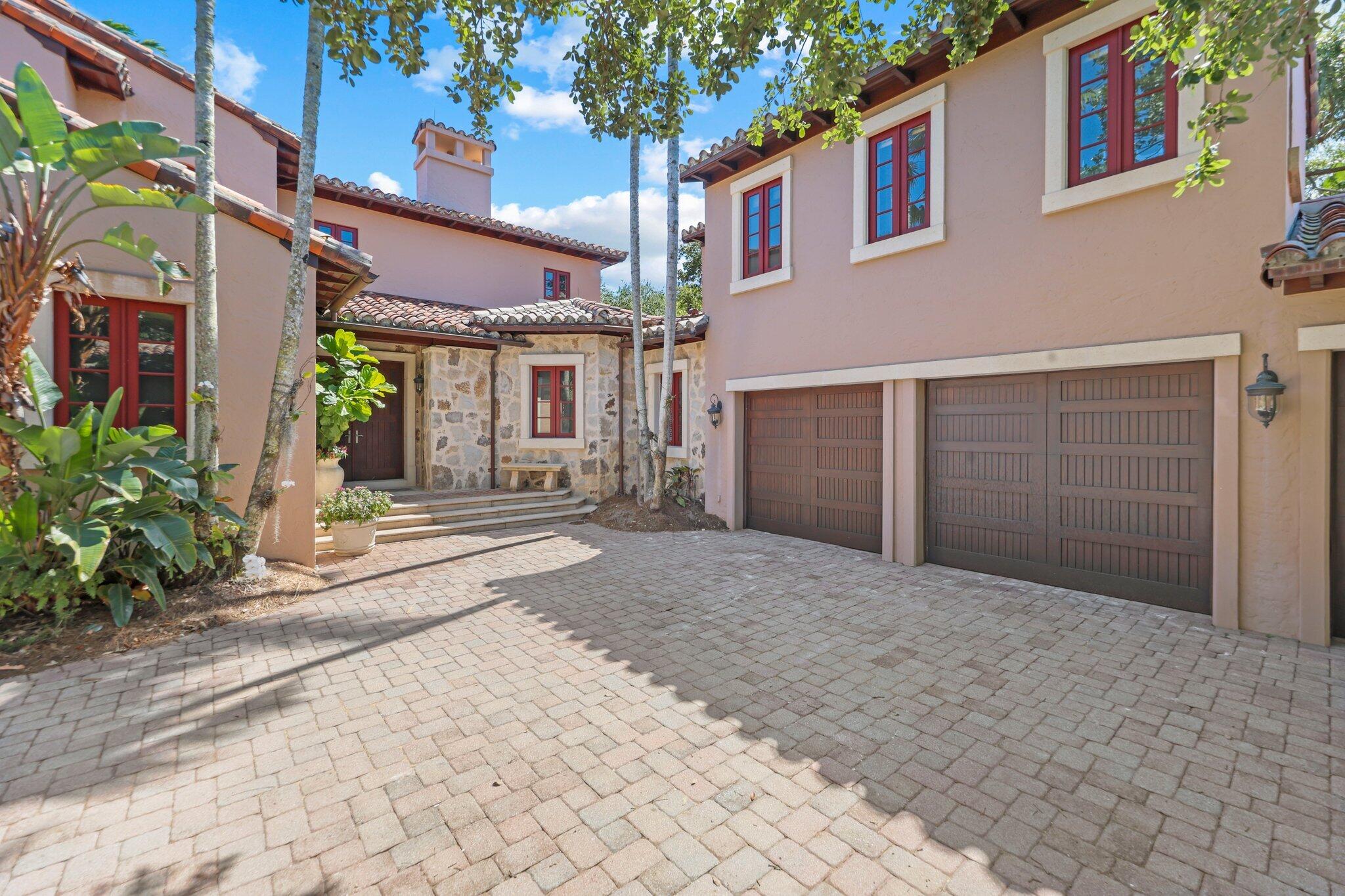 441 Via Del Orso Drive