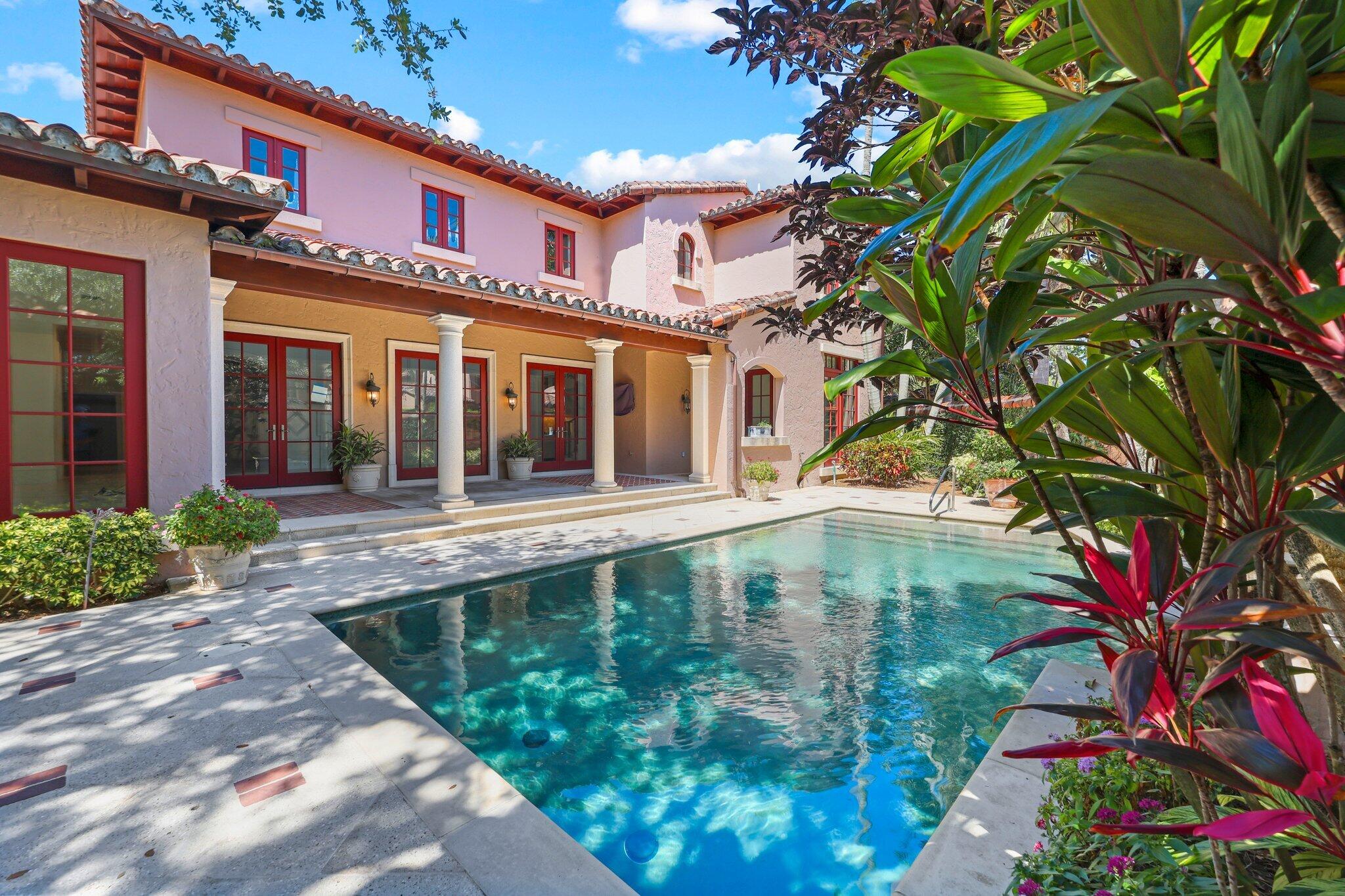 441 Via Del Orso Drive