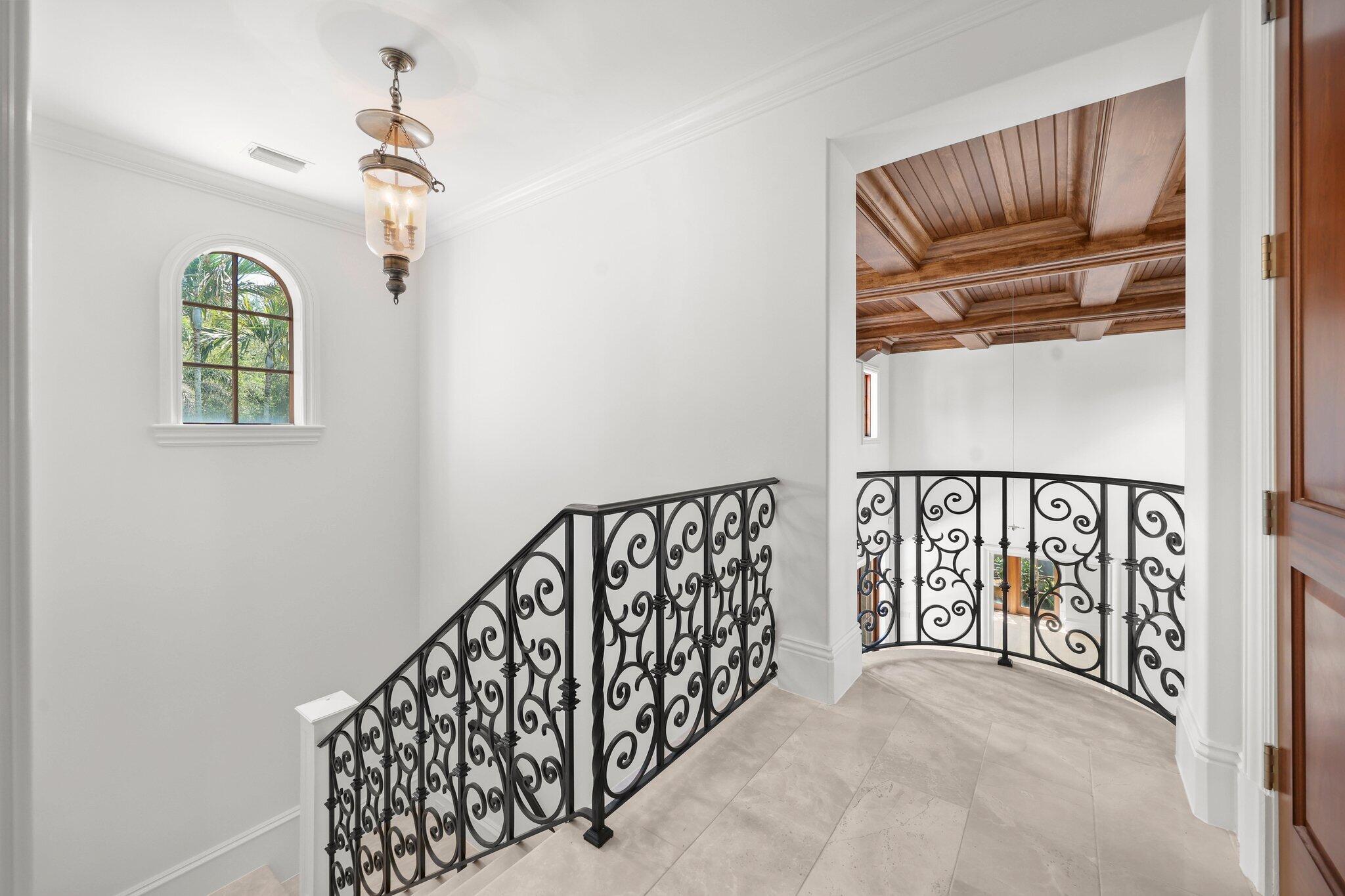 441 Via Del Orso Drive