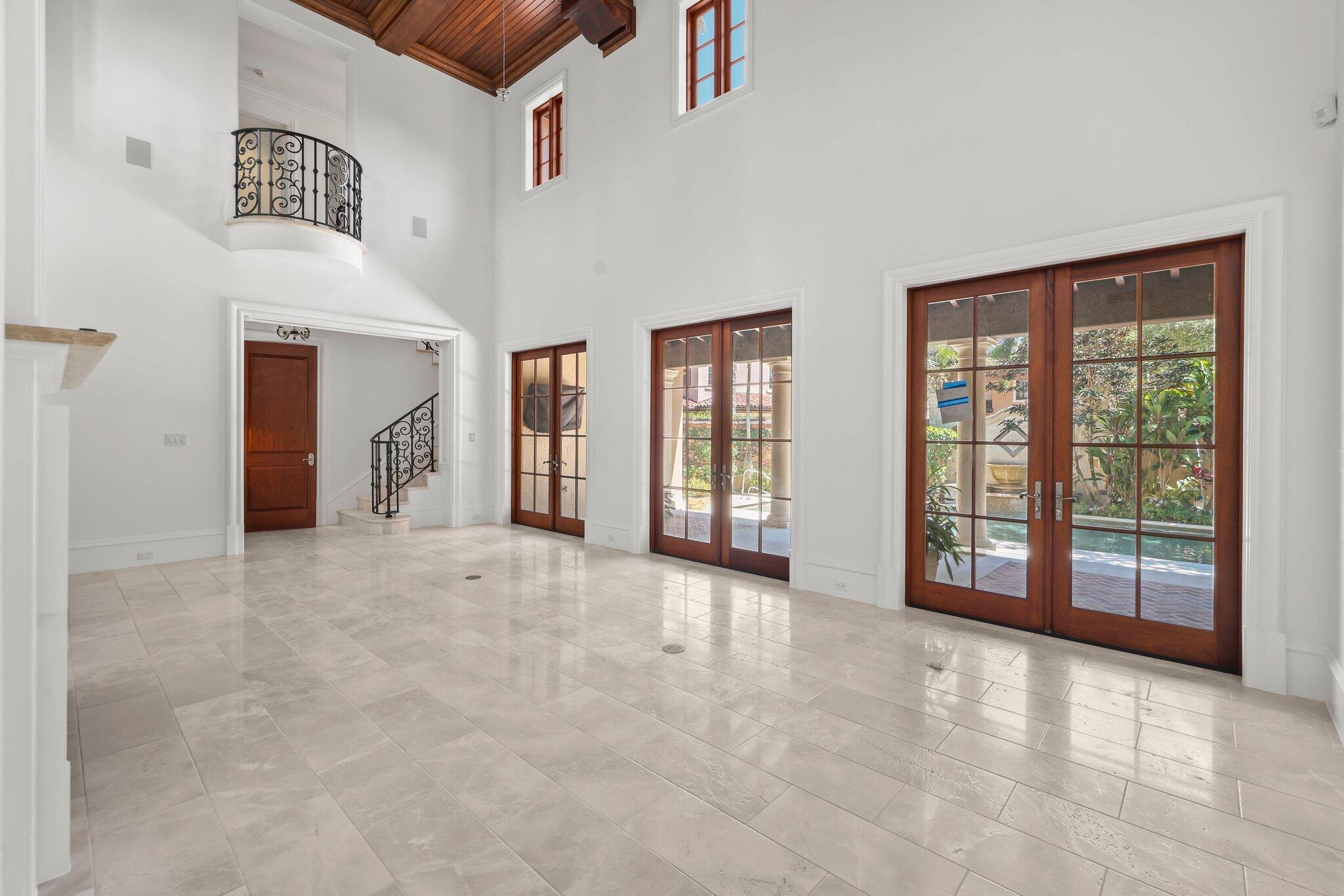 441 Via Del Orso Drive